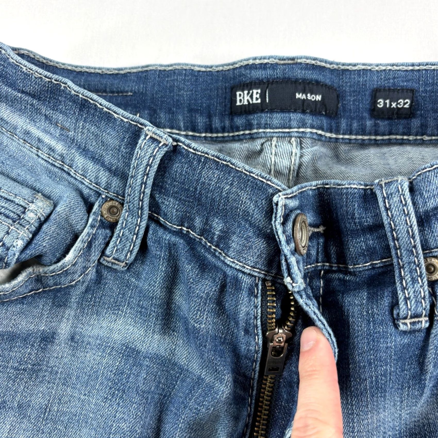 BKE BKE Jeans Mens 31x32 Blue Mason Tapered Distressed Denim Medium Wash Size US 31 - 4 Thumbnail