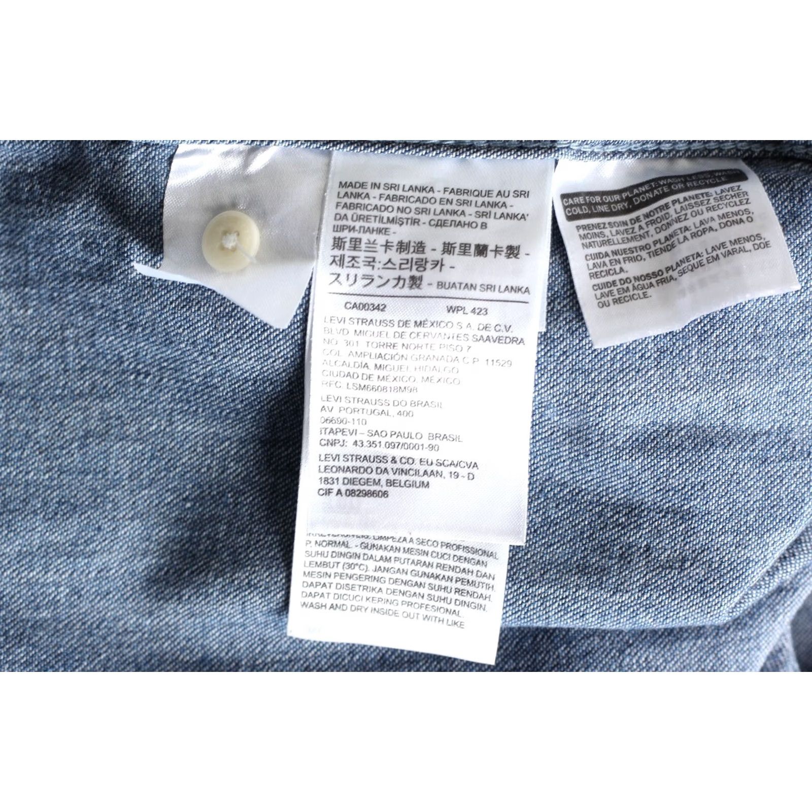 Levi's VINTAGE Levi’s Barstow Western Denim Shirt Men M Long Sleeve Blue VR2956 Size US M / EU 48-50 / 2 - 5 Thumbnail