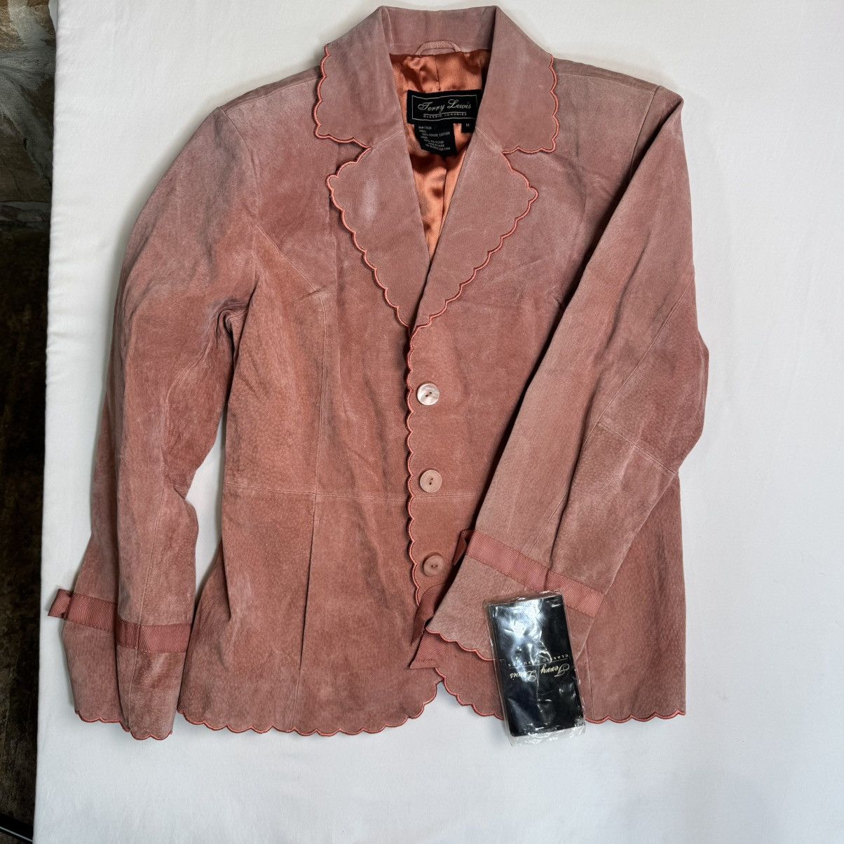 Vintage vtg 90s terry lewis pink suede jacket medium scallop trim Size M / US 6-8 / IT 42-44 - 4 Thumbnail