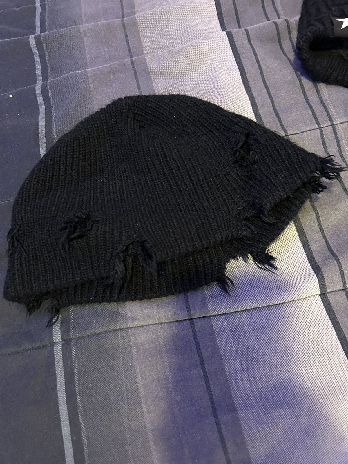 Japanese Brand Distressed Pattern Bucket Beanie Size ONE SIZE - 5 Thumbnail