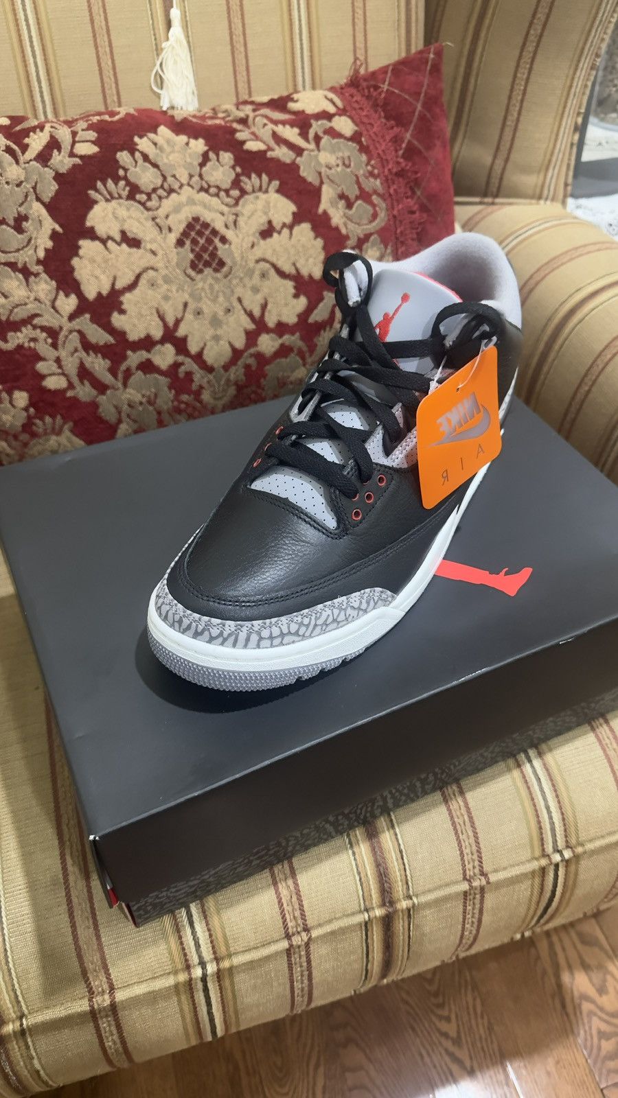 Jordan Brand Air Jordan 3 Black Cement(new/ never worn) Size US 11 / EU 44 - 5 Thumbnail