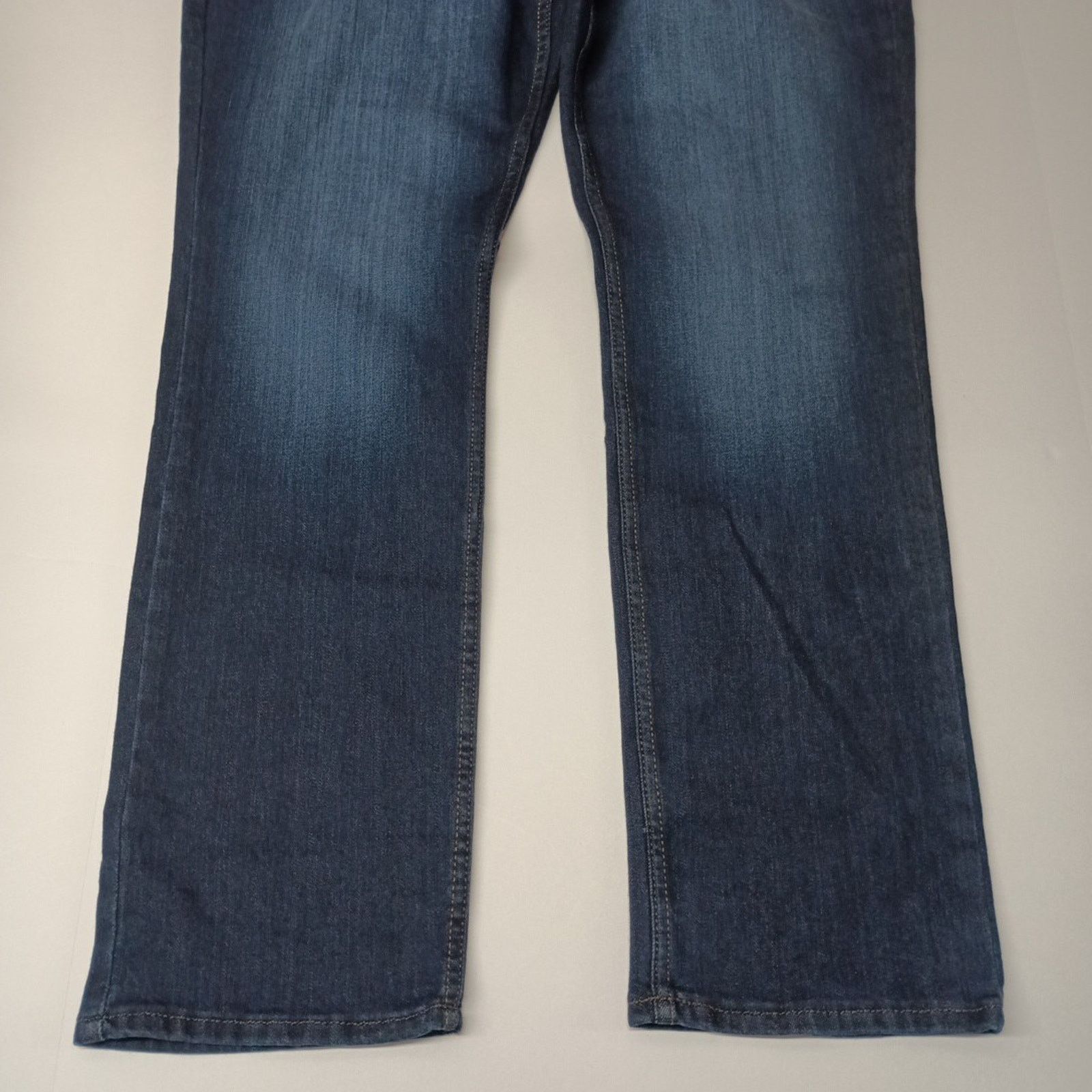 Lee Lee Straight Jeans Women's 18 Long Size 38x31 Blue Mid Rise Size 40" / US 18 - 3 Thumbnail