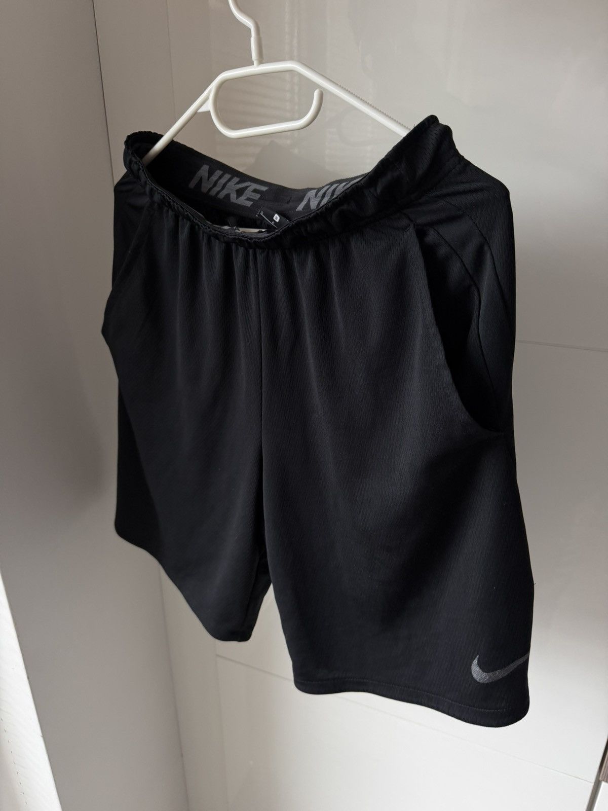 Nike Nike Running Division Reflective Swoosh Dri-Fit ADV 4 Shorts Size US 32 / EU 48 - 5 Thumbnail