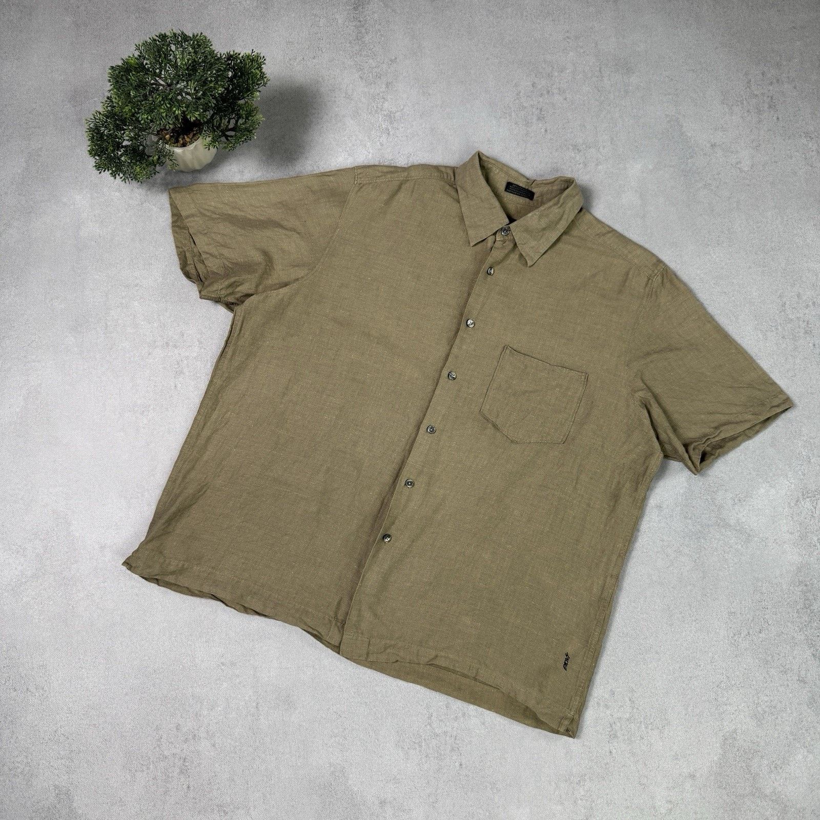 DKNY DKNY Donna Karan Men Linen/Cotton Men Shirt Button Up Size US XL / EU 56 / 4 - 1 Thumbnail