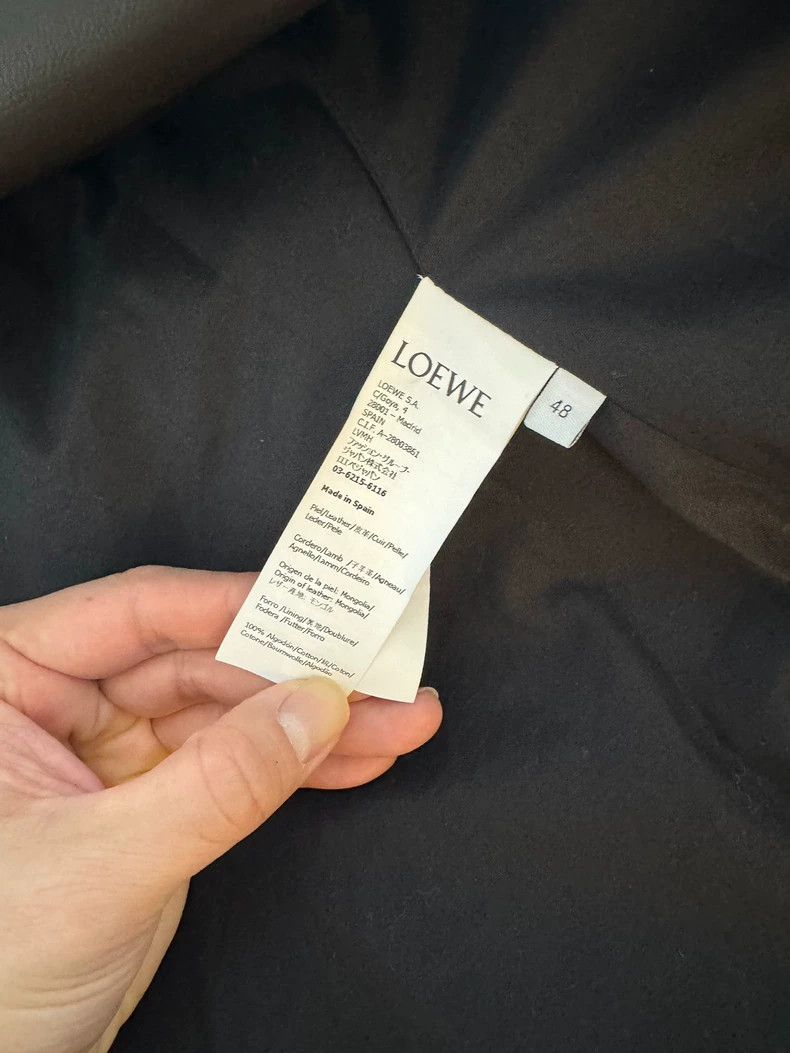 Loewe Loewe size M FW23 sheepskin pleated coat Size L / US 10 / IT 46 - 9 Thumbnail