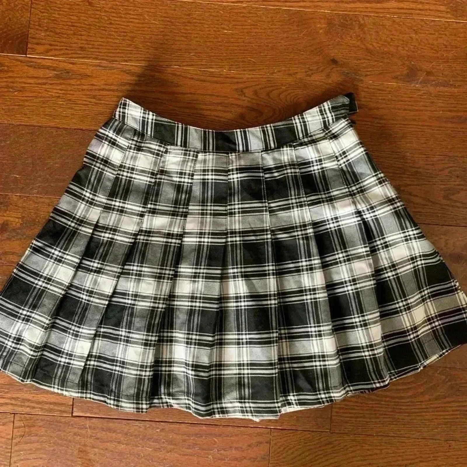 rue21 Plaid school girl skirt Size 28" / US 6 / IT 42 - 2 Thumbnail