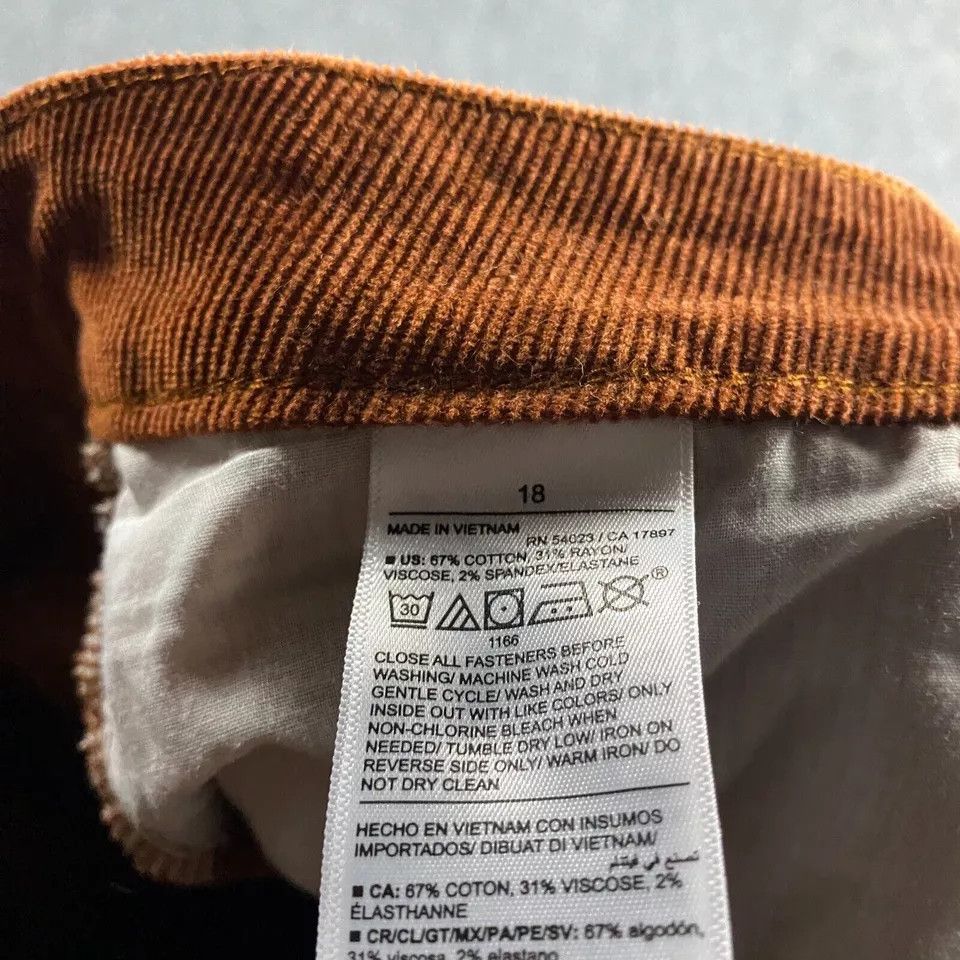Old Navy Old Navy Pants Women's 18 Corduroy Rockstar Super Skinny Size 40" / US 18 - 9 Thumbnail
