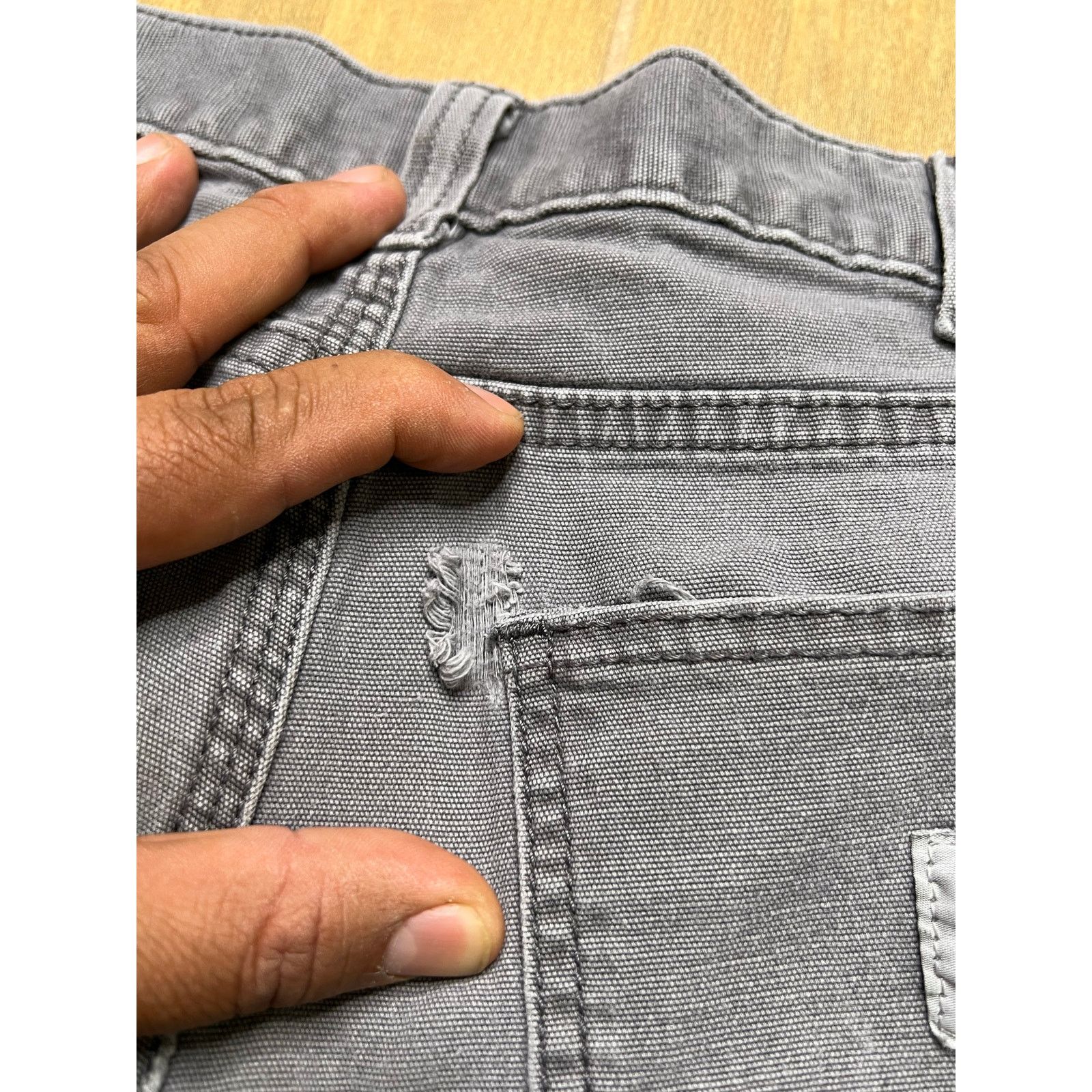 Carhartt Carhartt Pants Mens Sz 34 Gray Relaxed Fit Actual Sz 33x29 Size US 34 / EU 50 - 14 Thumbnail