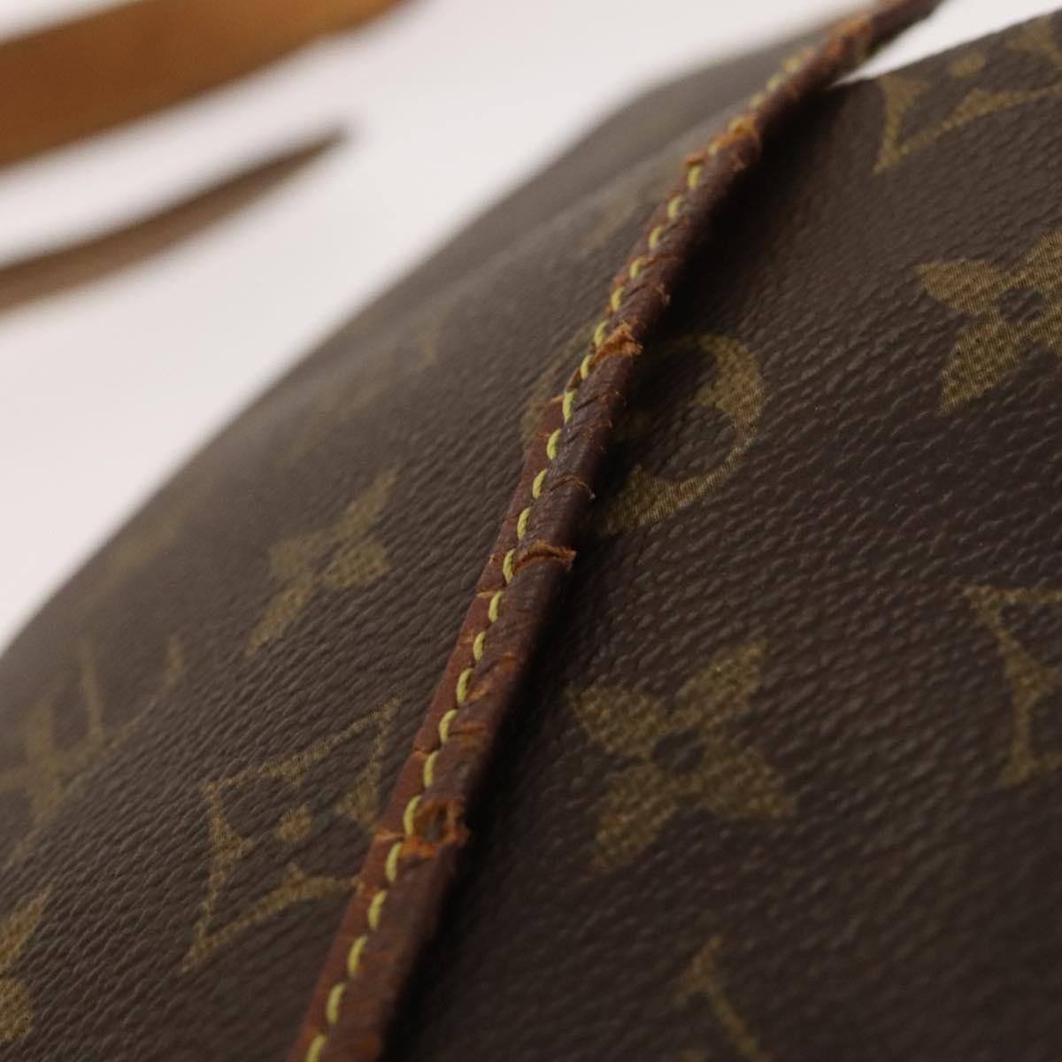 Louis Vuitton LOUIS VUITTON Monogram Saumur 30 Shoulder Bag M42256 Size ONE SIZE - 9 Thumbnail