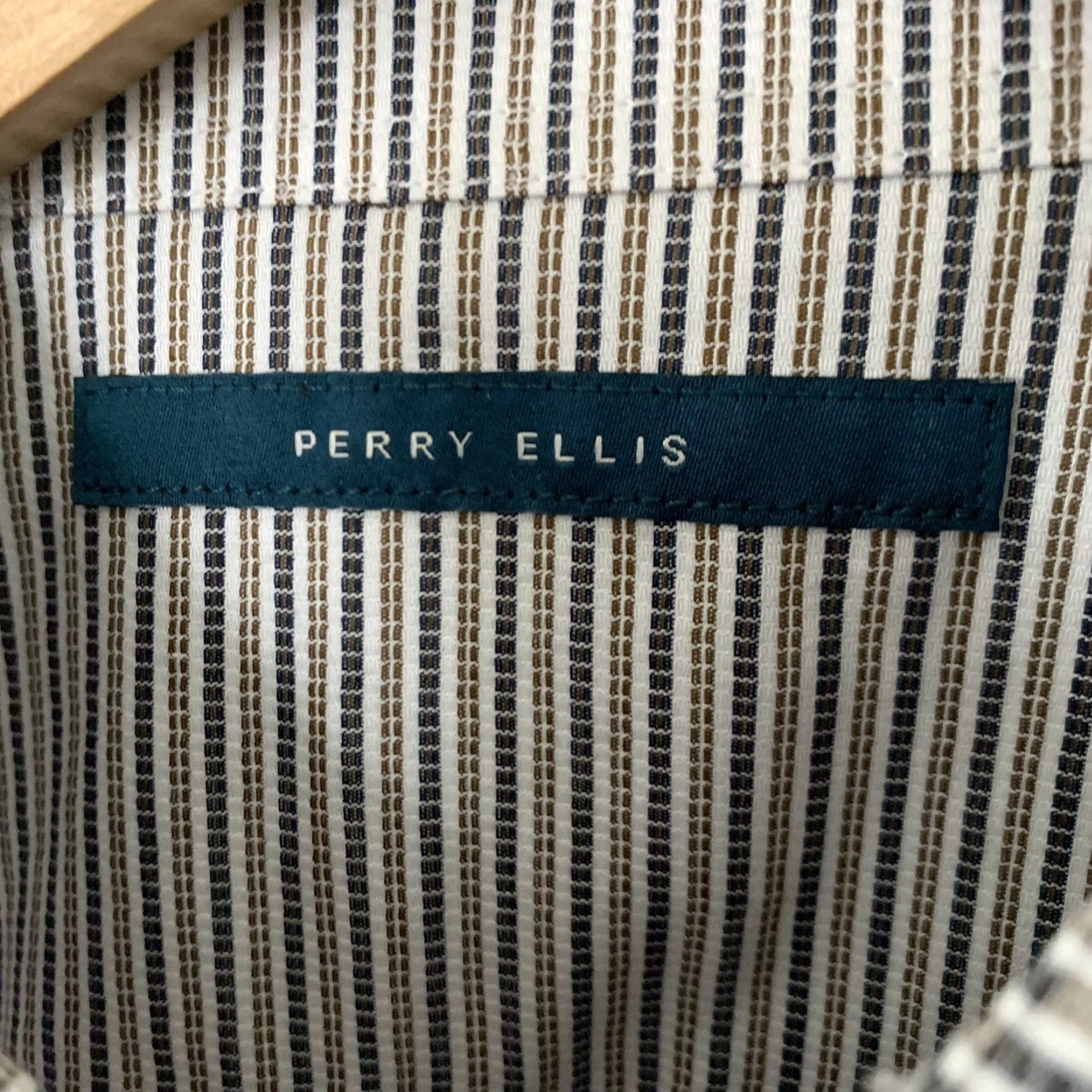 Perry Ellis Perry Ellis Shirt Mens Large Striped Print 100% Cotton Button Up White Long Sleeve Casual Modern Size US L / EU 52-54 / 3 - 2 Thumbnail
