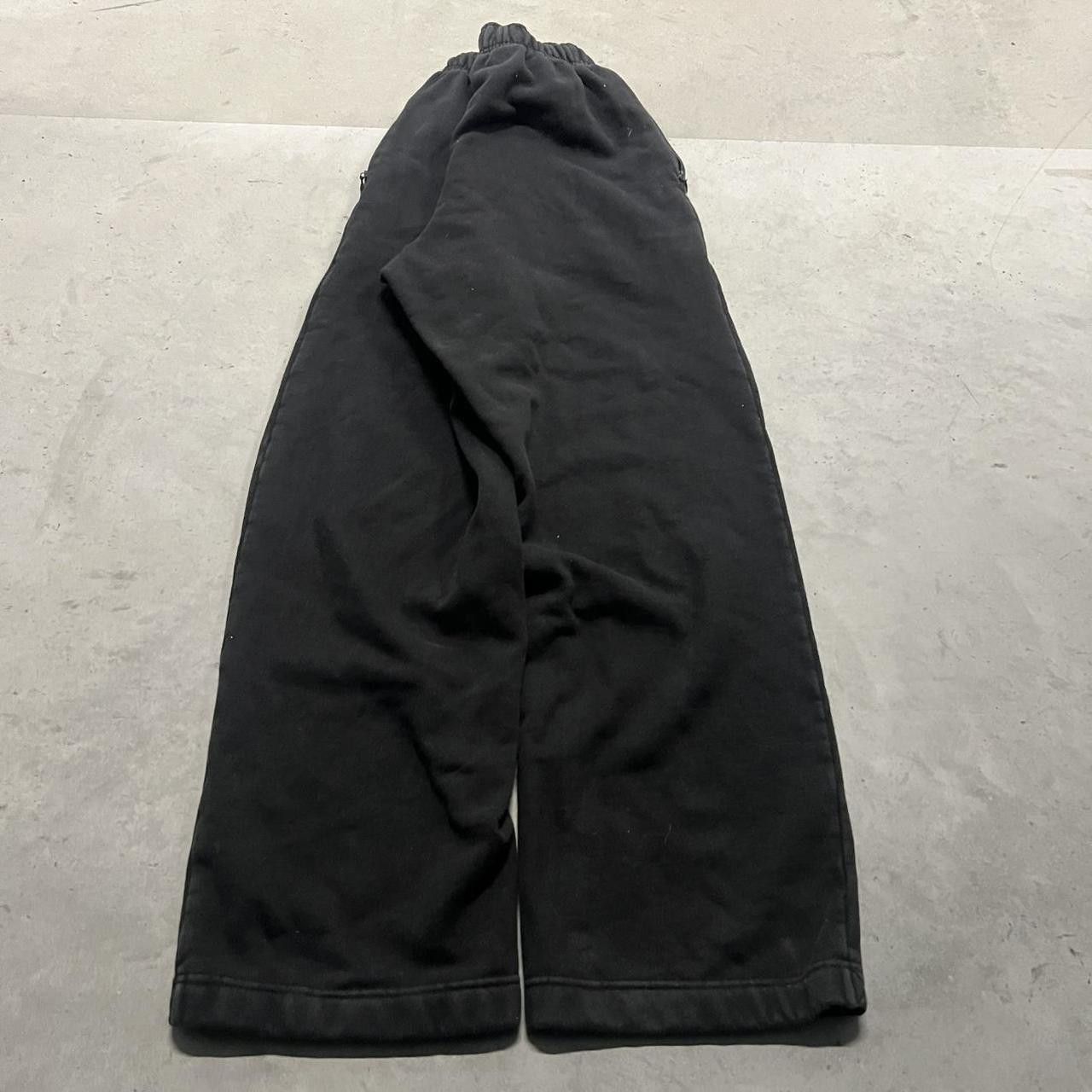 Adidas Vintage Y2K/2000s Baggy Black Adidas Sweatpants With a worn Look! Size US 34 / EU 50 - 6 Thumbnail