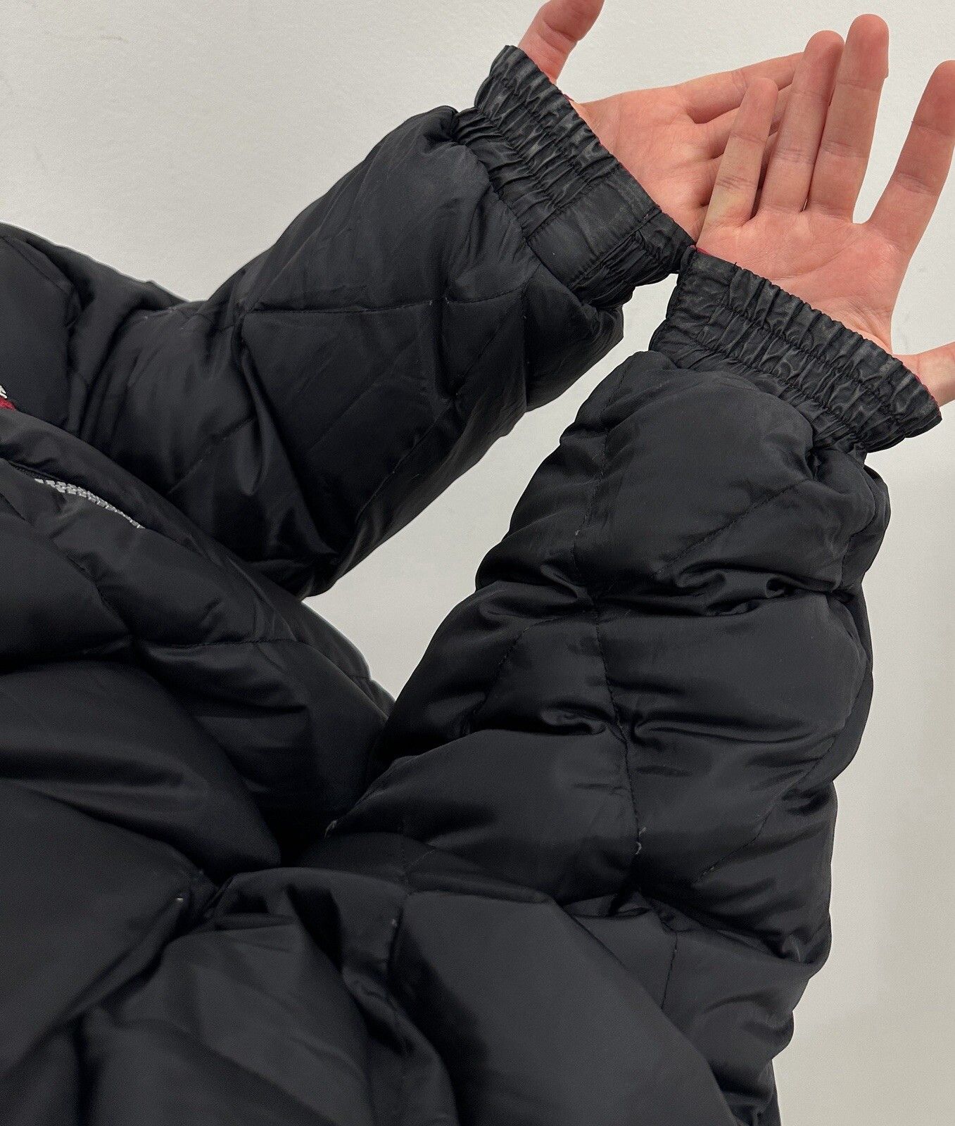 Helly Hansen DDP Helly Hansen Womens Down Puffer Reversible Jacket size L Size L / US 10 / IT 46 - 10 Thumbnail