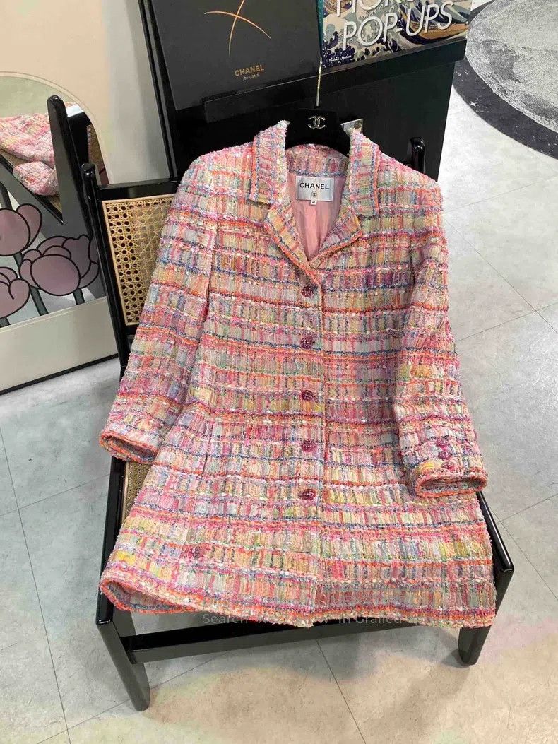 Chanel Chanel Pastel glitter lapel coat Size M / US 6-8 / IT 42-44 - 1 Thumbnail