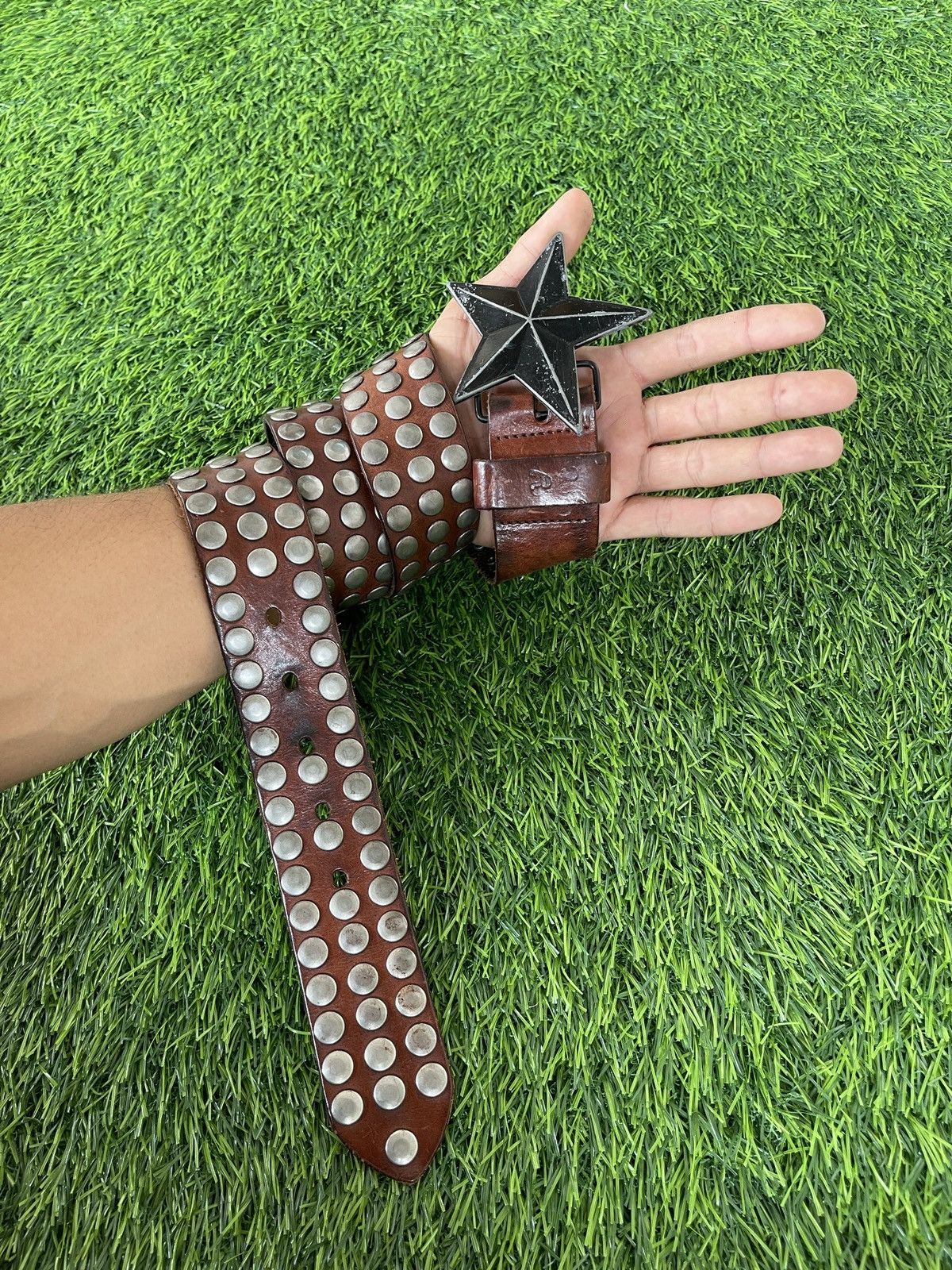Hollywood Trading Company Vtg Belt🔥HOLLYWOOD TRADING COMPANY🔥Studded Start Buckle Size 34 - 2 Thumbnail