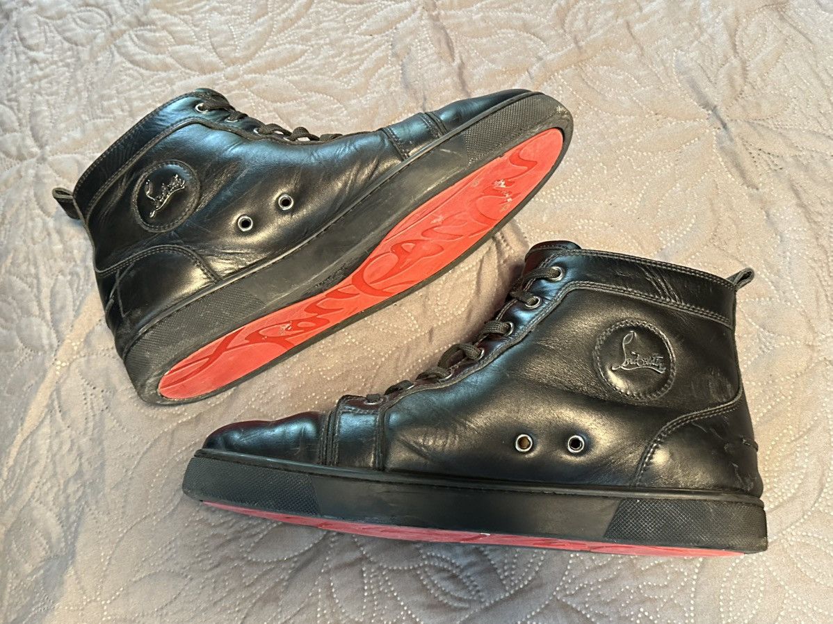 Christian Louboutin red bottom black leather sneaker simple