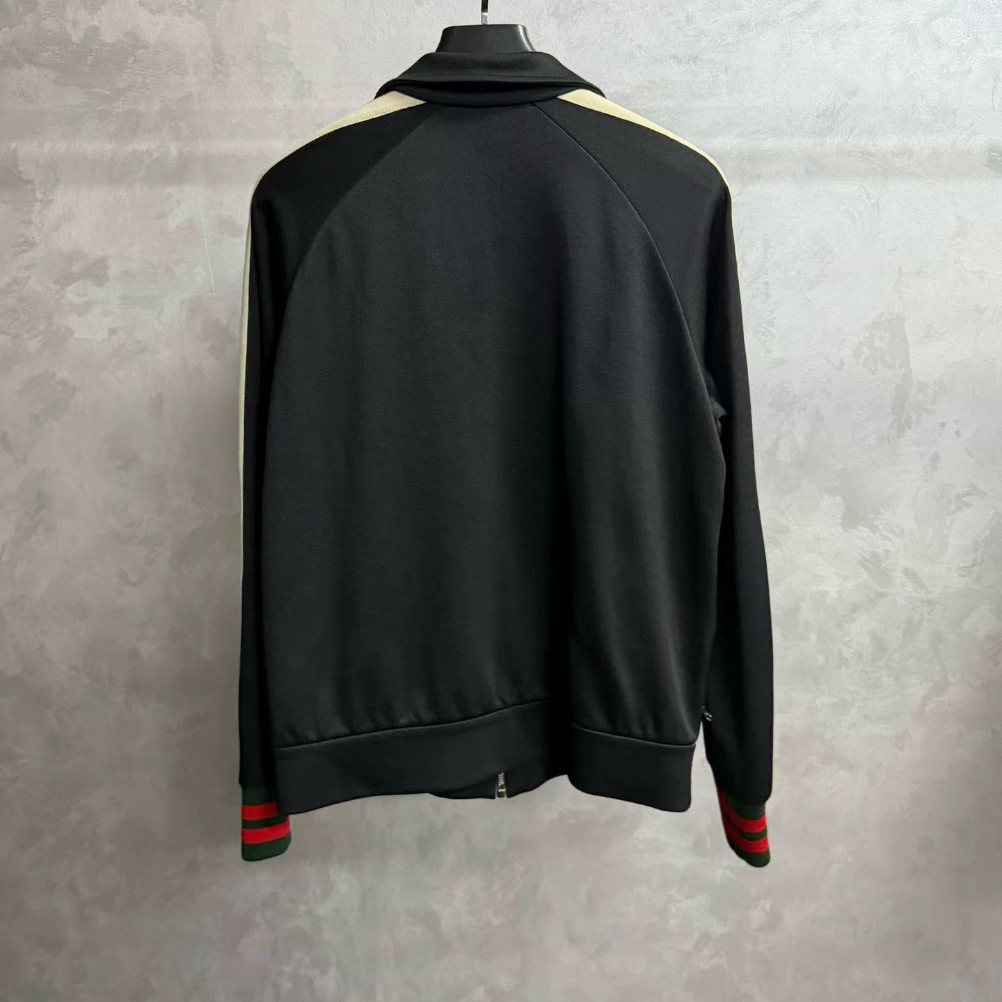 Gucci gucci classic black striped zip-up jacket Size US S / EU 44-46 / 1 - 5 Thumbnail