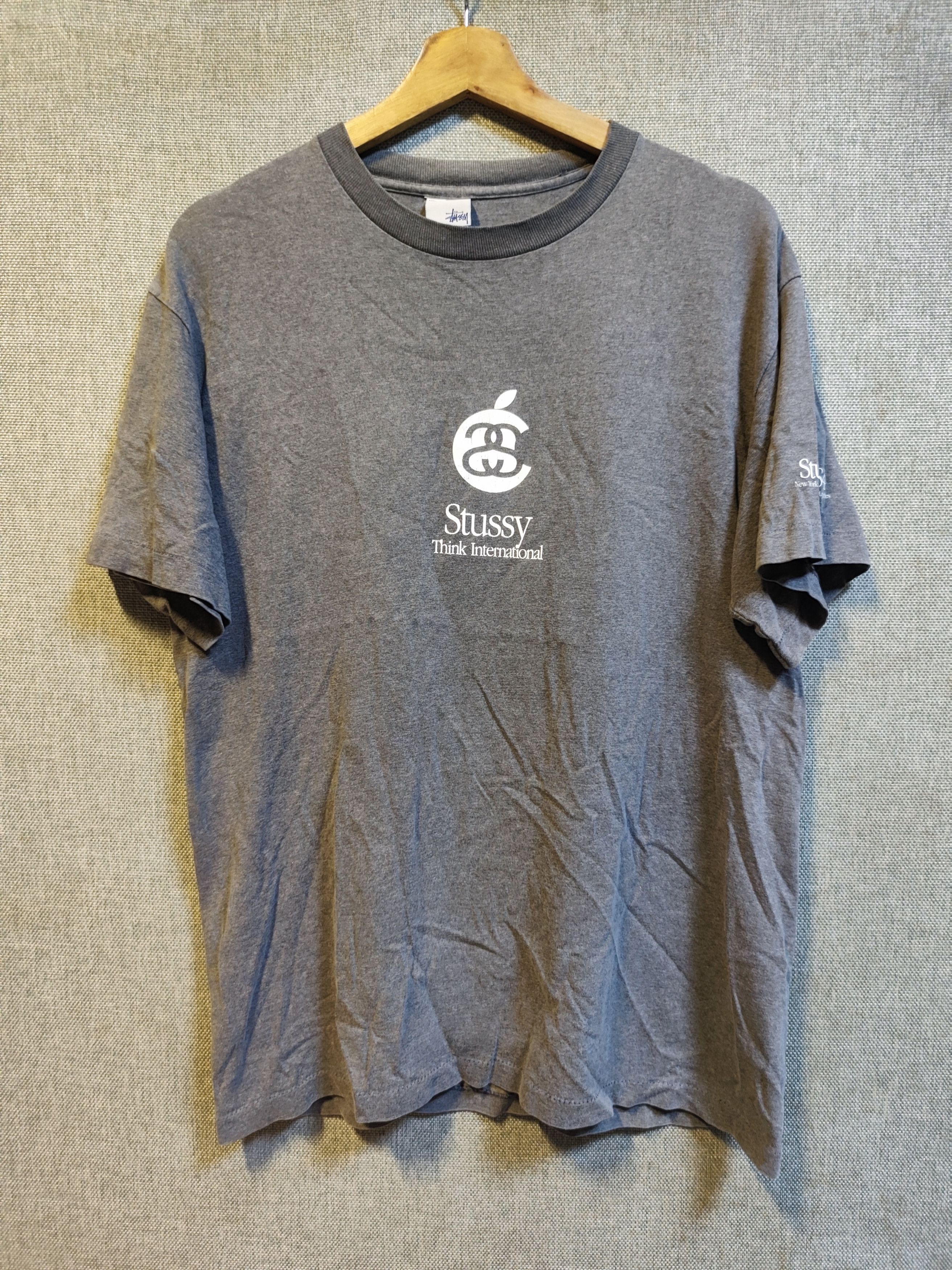 Stussy Vintage 90s Stussy "Think International" Apple Tee Size US M / EU 48-50 / 2 - 1 Thumbnail