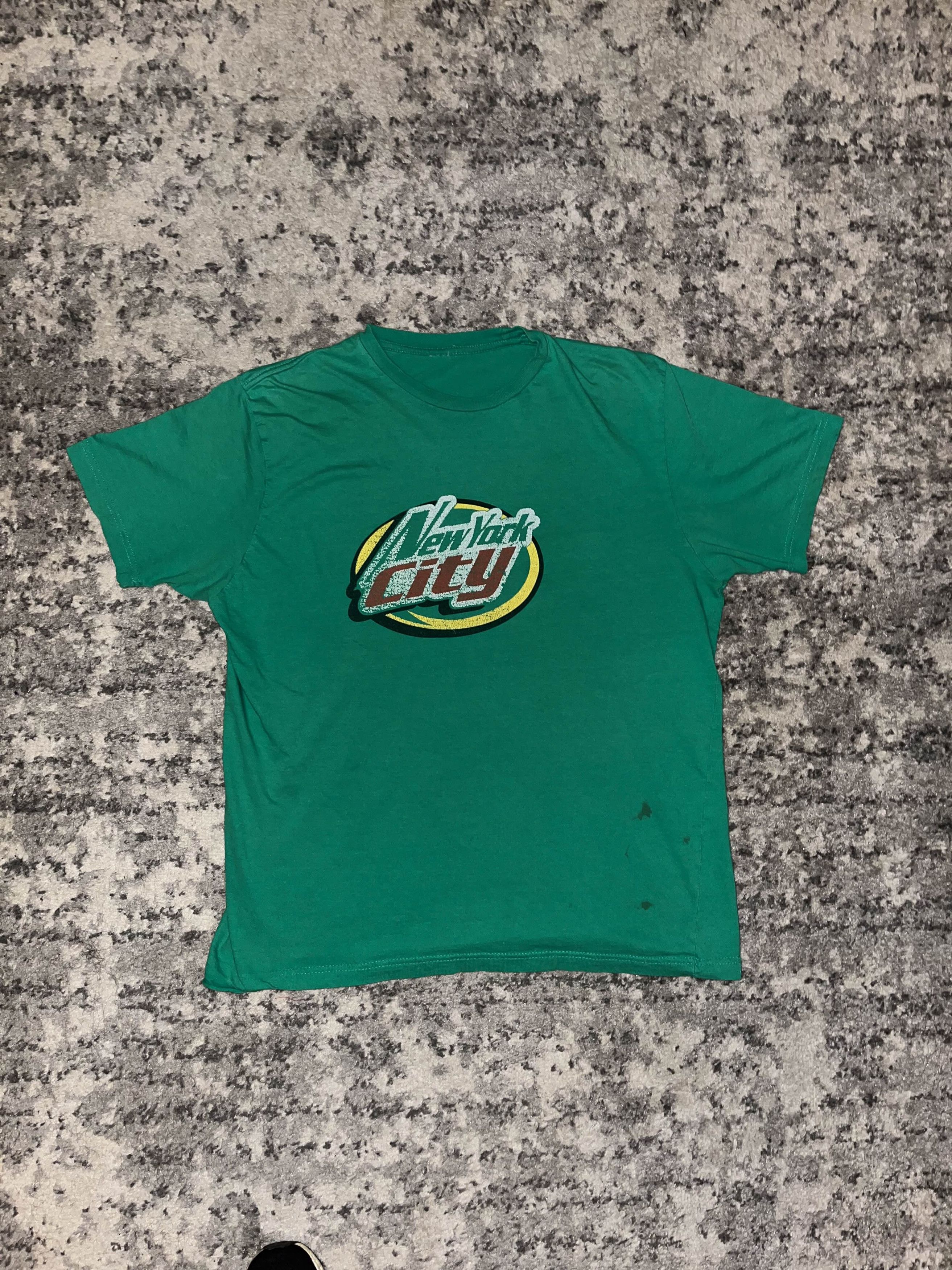Vintage Y2K New York City Mtn Dew Parody Shirt Size US L / EU 52-54 / 3 - 2 Thumbnail