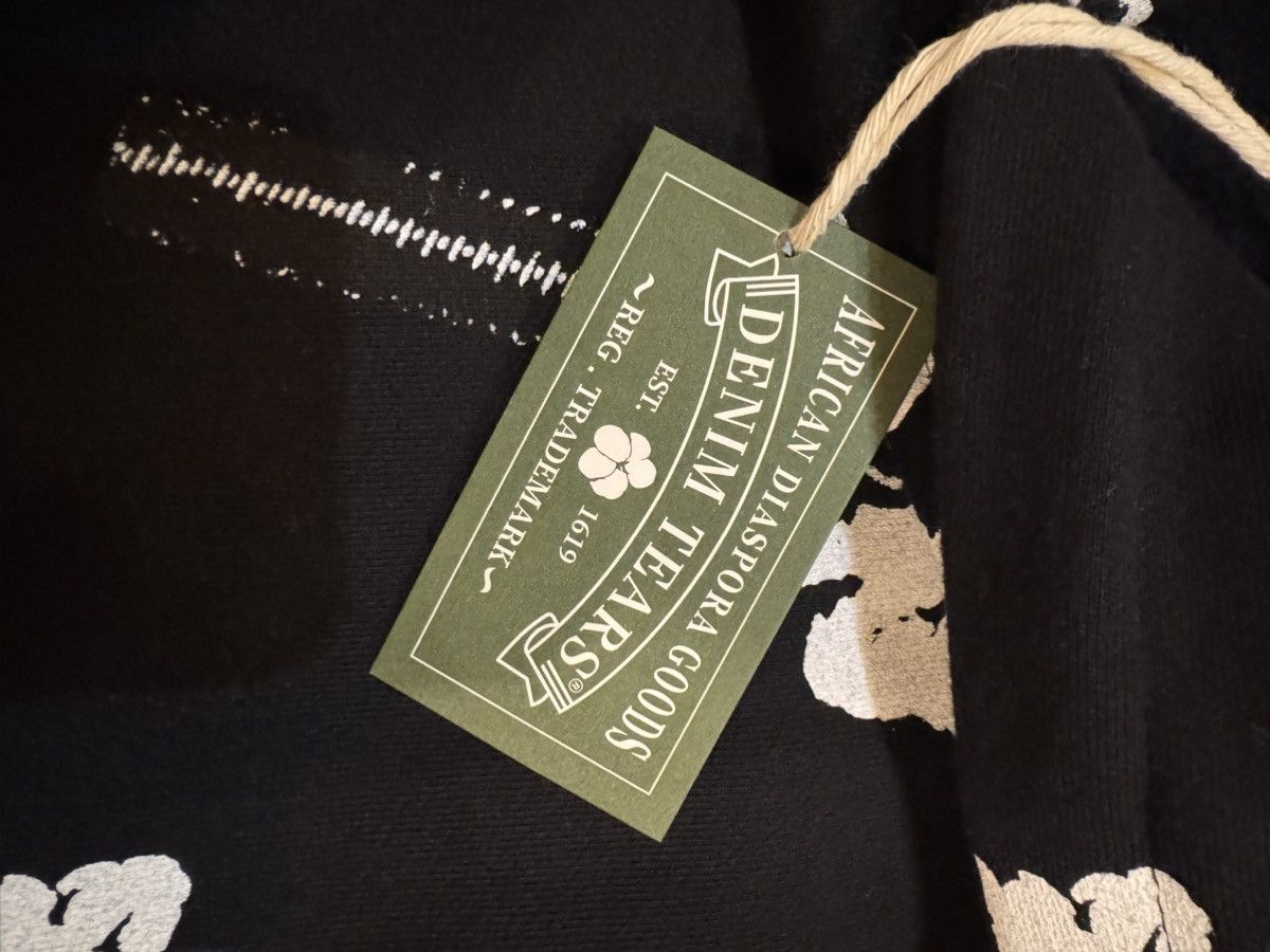 DENIM TEARS DENIM TEARS x HARDIES Tears First Wreath Hoodie - SIZE XL Size US XL / EU 56 / 4 - 7 Thumbnail
