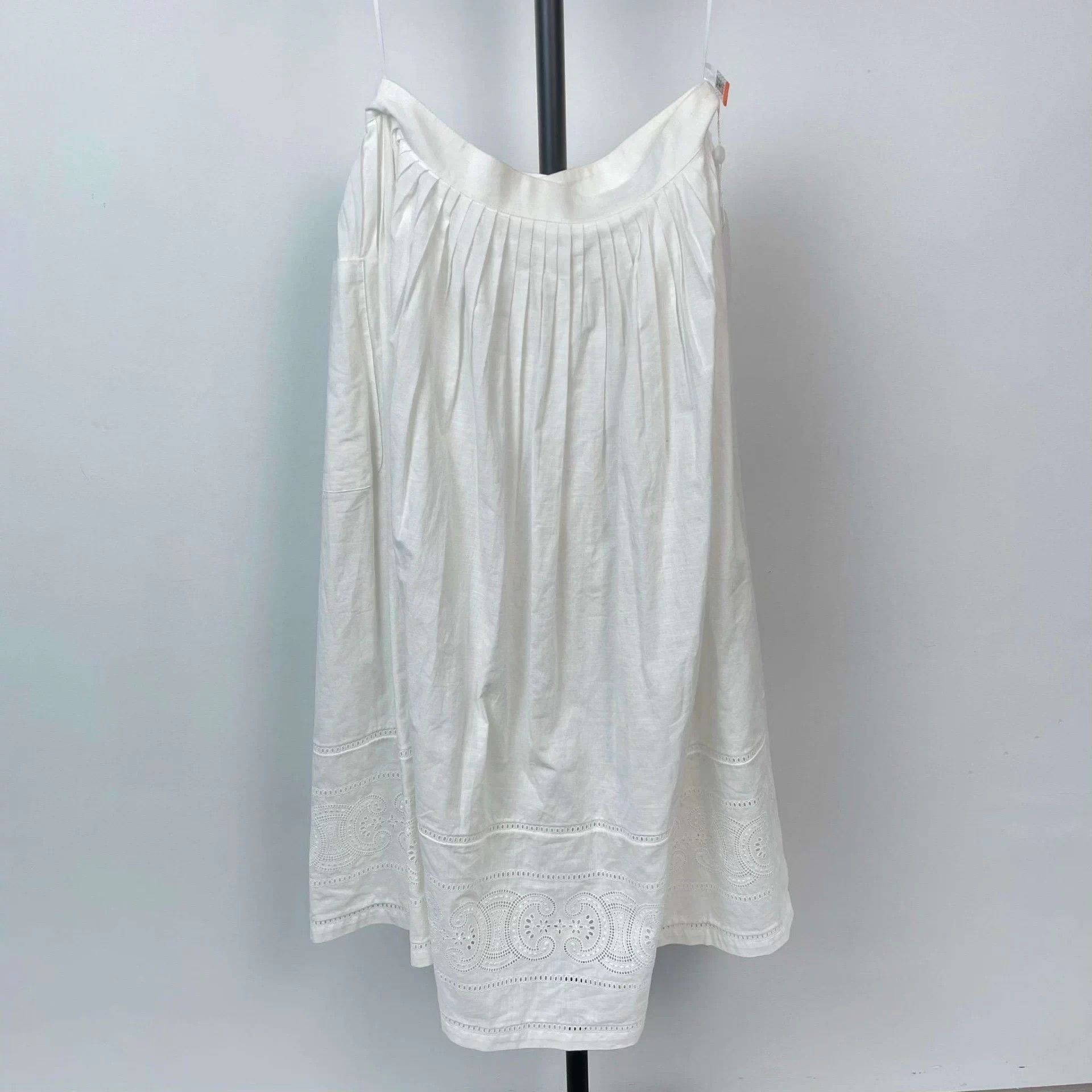 Celine Celine Women's White Skirt 40 Size 28" / US 6 / IT 42 - 2 Thumbnail