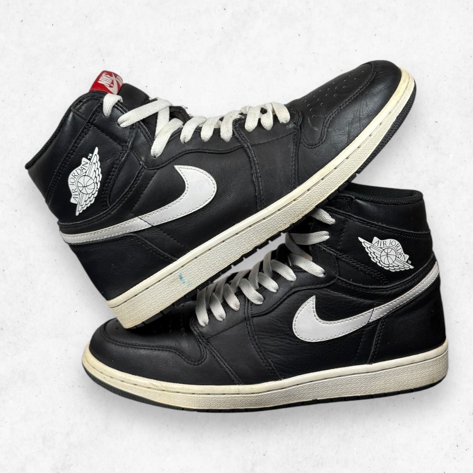 Jordan Brand Air Jordan 1 Retro High OG Yin Yang Black 2016 Sz 9.5 Size US 9.5 / EU 42-43 - 8 Thumbnail