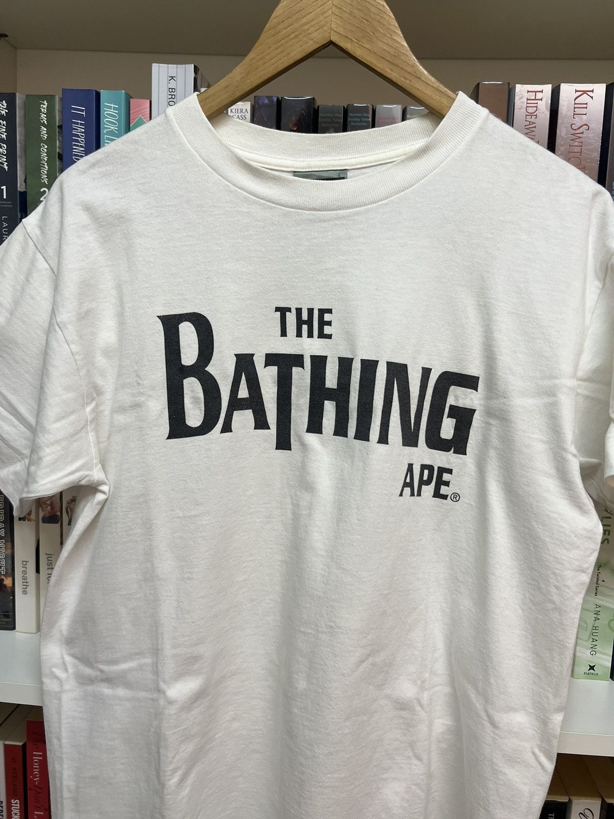 Bape BAPEXCLUSIVE The Beatles Logo Tee Size US M / EU 48-50 / 2 - 2 Thumbnail