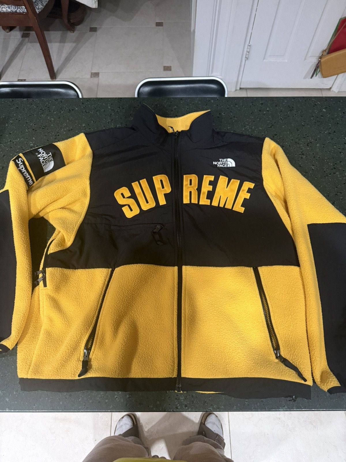 Supreme × The North Face Northface supreme Size US L / EU 52-54 / 3 - 1 Thumbnail