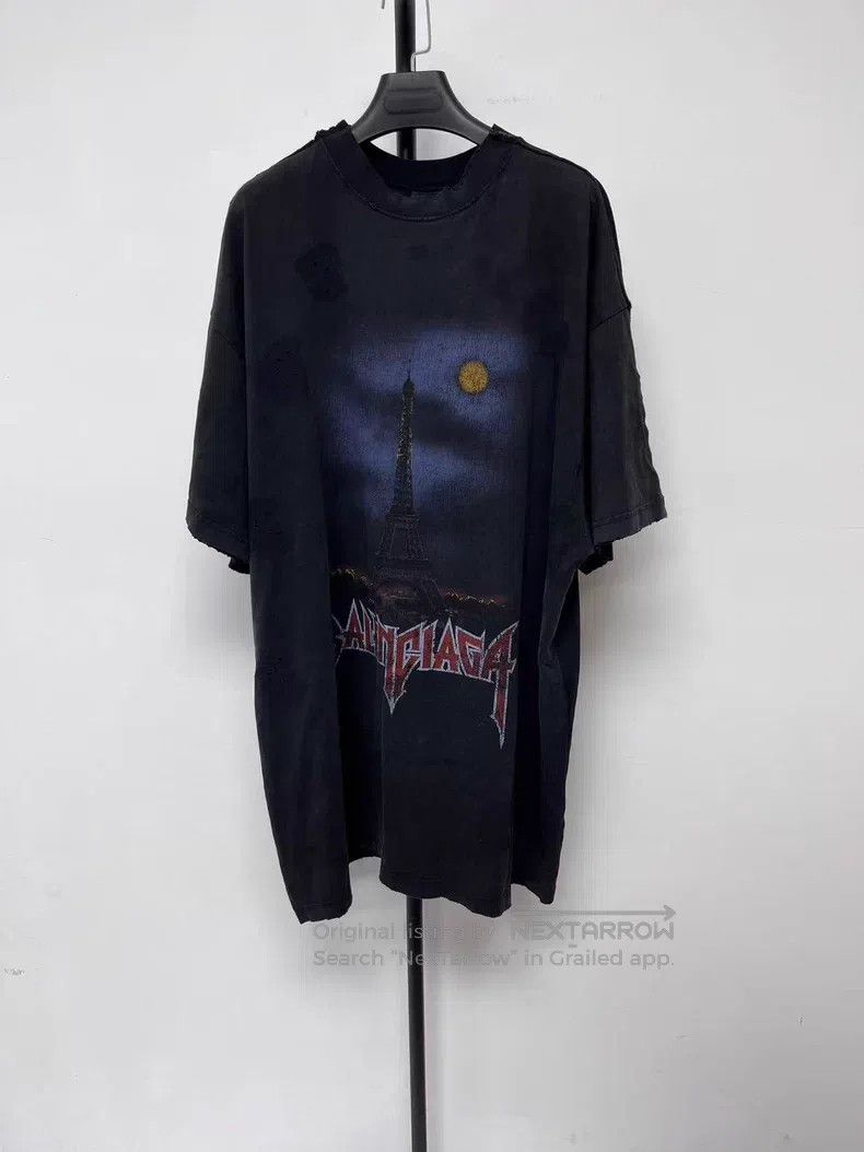Balenciaga Balenciaga Letter Printed Crewneck Casual Short Sleeve T-S Size US L / EU 52-54 / 3 - 1 Thumbnail