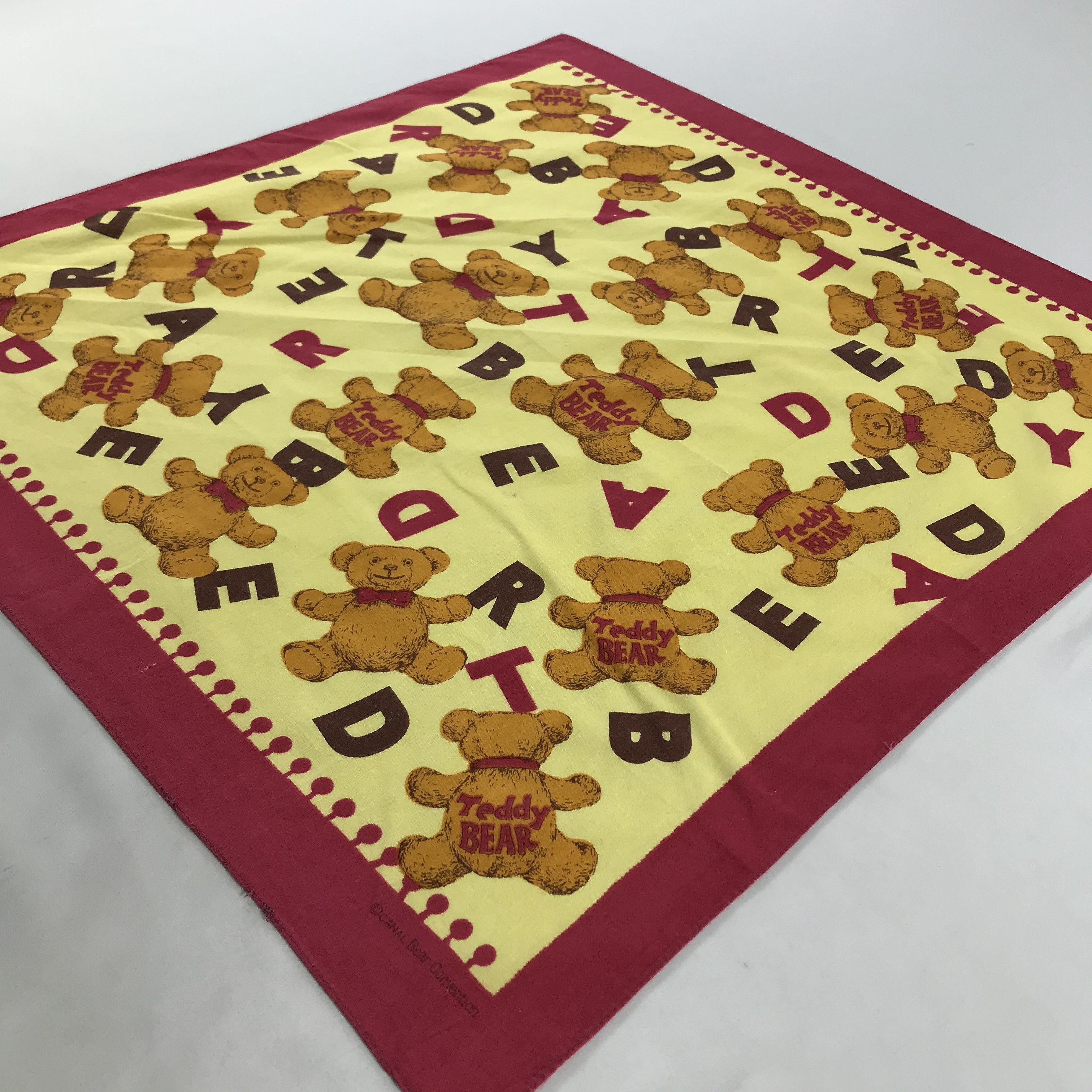 Japanese Brand × Vintage Bear Bandana / Handkerchief / Neckerchief -S1817 Size ONE SIZE - 2 Thumbnail