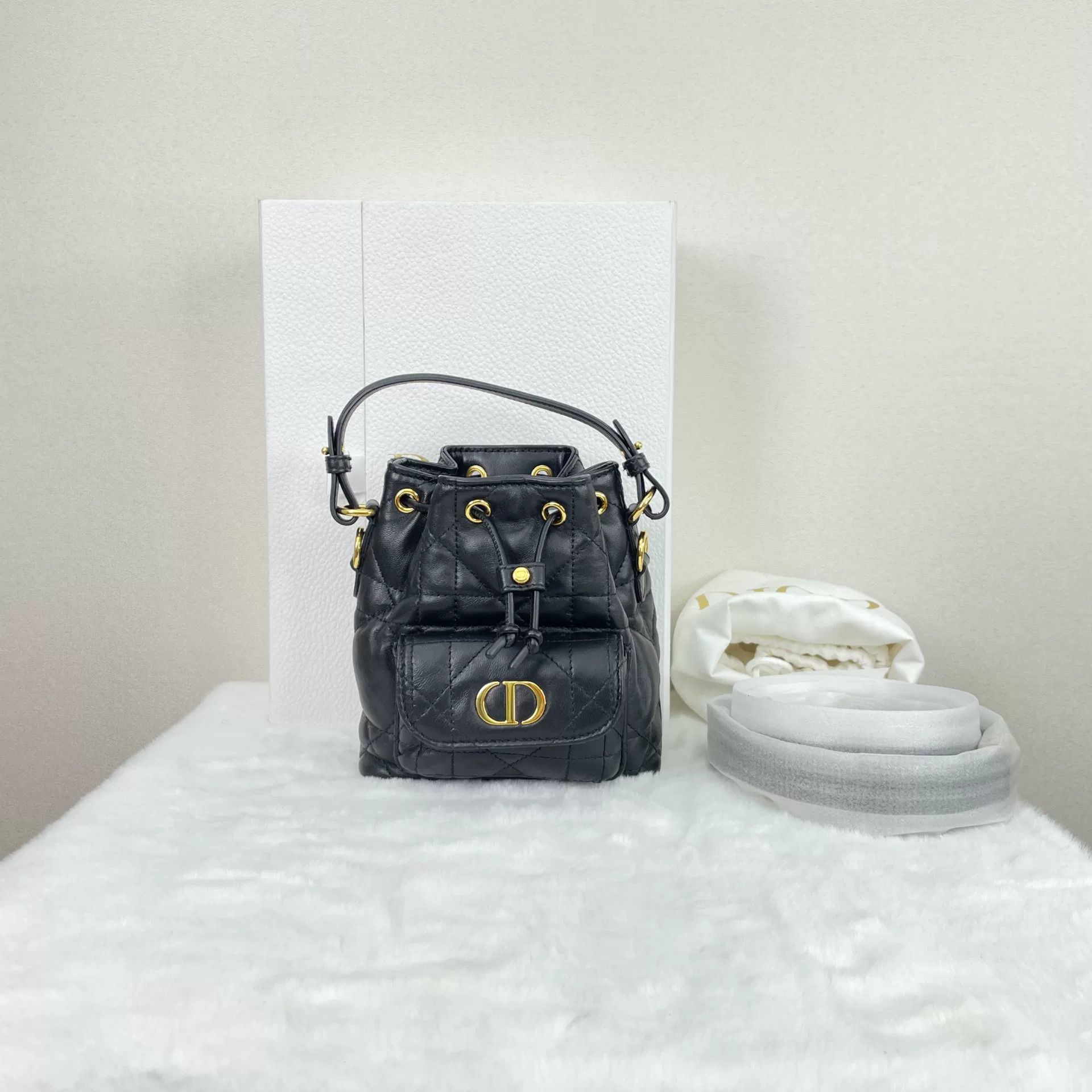 Dior Pre-loved Bag Very good condition Size ONE SIZE - 1 Thumbnail