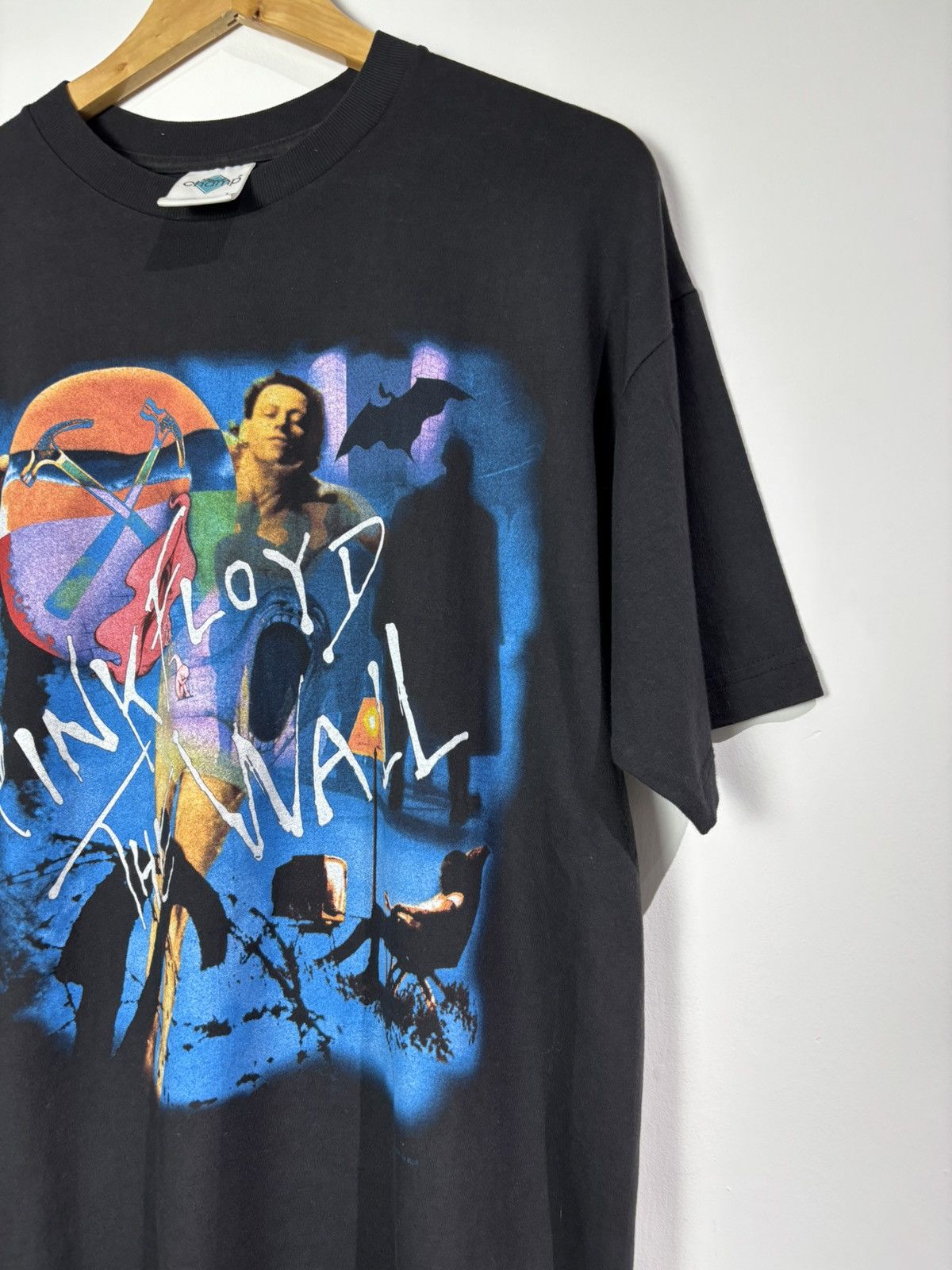 Band Tees Vintage 2001’s Pink Floyd the wall Size US L / EU 52-54 / 3 - 5 Thumbnail