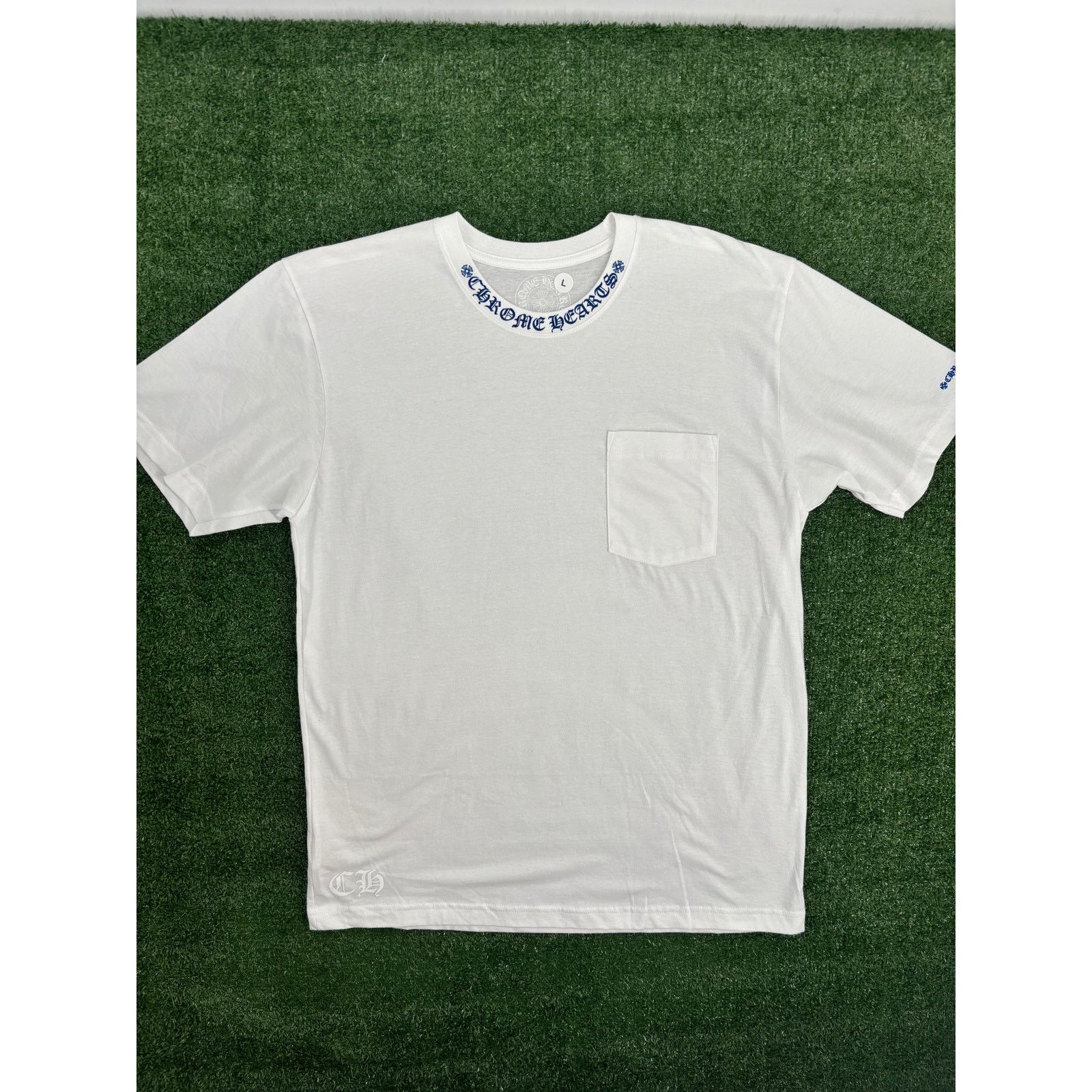 Chrome Hearts Chrome Hearts Blue Neck Logo White S/S T-Shirt Size Large Size US L / EU 52-54 / 3 - 1 Thumbnail