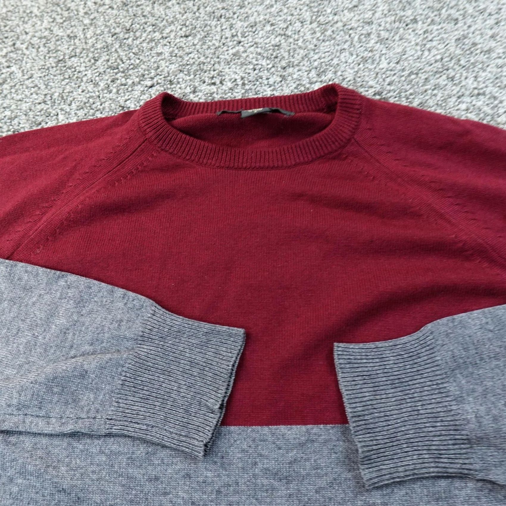 Banana Republic VTG Banana Republic Sweater Mens S Gray Red Knit Crewneck Pullover Silk Cashmere Lightweight Striped Size US S / EU 44-46 / 1 - 3 Thumbnail