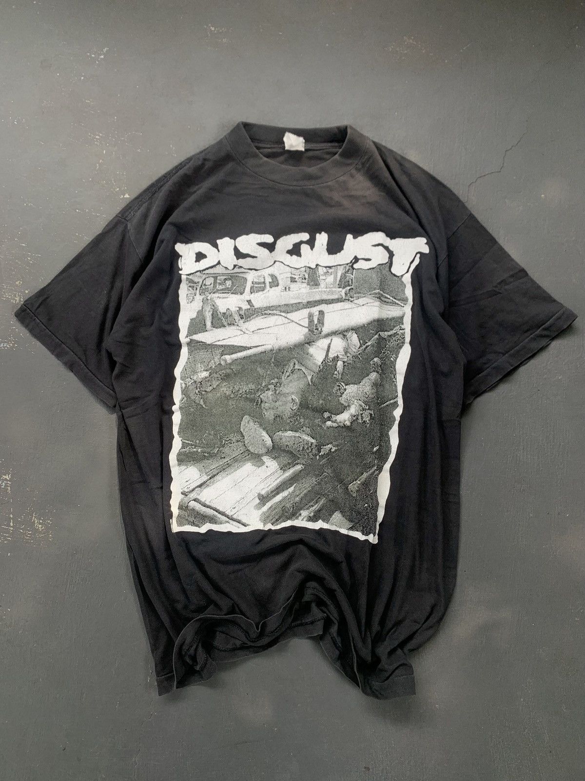 Band Tees Vintage 90s Disgust Band Tee Size US XL / EU 56 / 4 - 1 Thumbnail