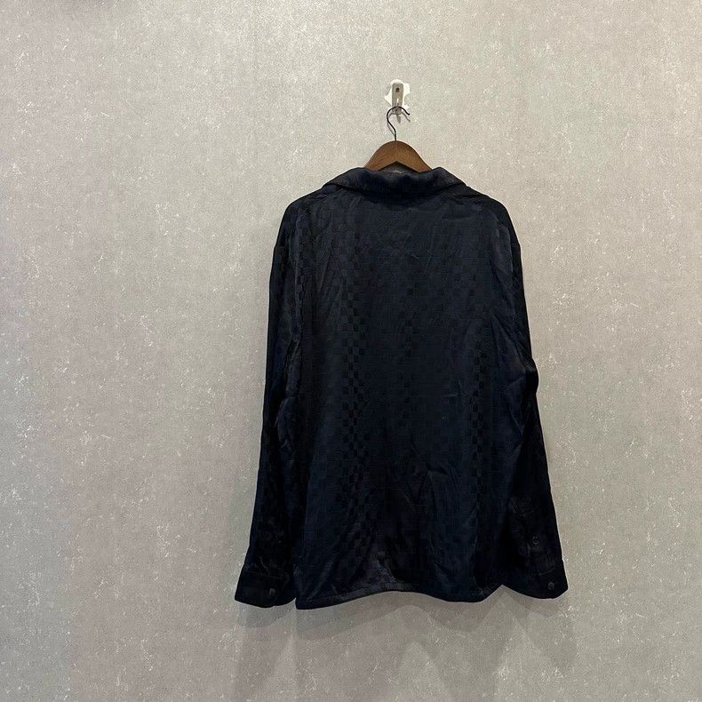 Louis Vuitton Louis Vuitton Plaid Lapel Button Loose Long Sleeve Shirt Size US XL / EU 56 / 4 - 2 Thumbnail