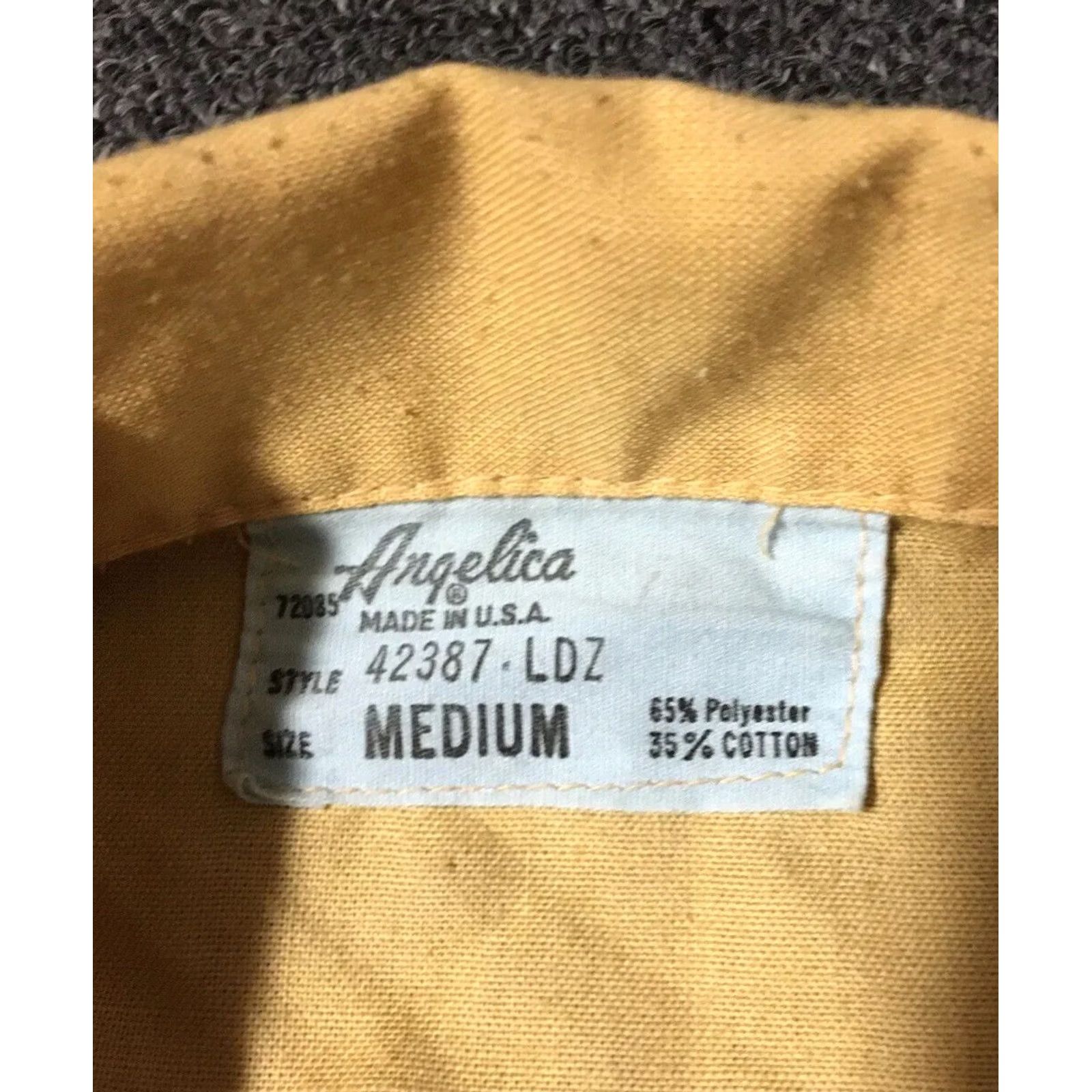 Vintage VINTAGE US Army & Air Force Exchange Service Faded Shirt M Military Grunge 70s 80s Yellow Nike? Officer T-Shirt Mens Graphic Tee Size US M / EU 48-50 / 2 - 7 Thumbnail