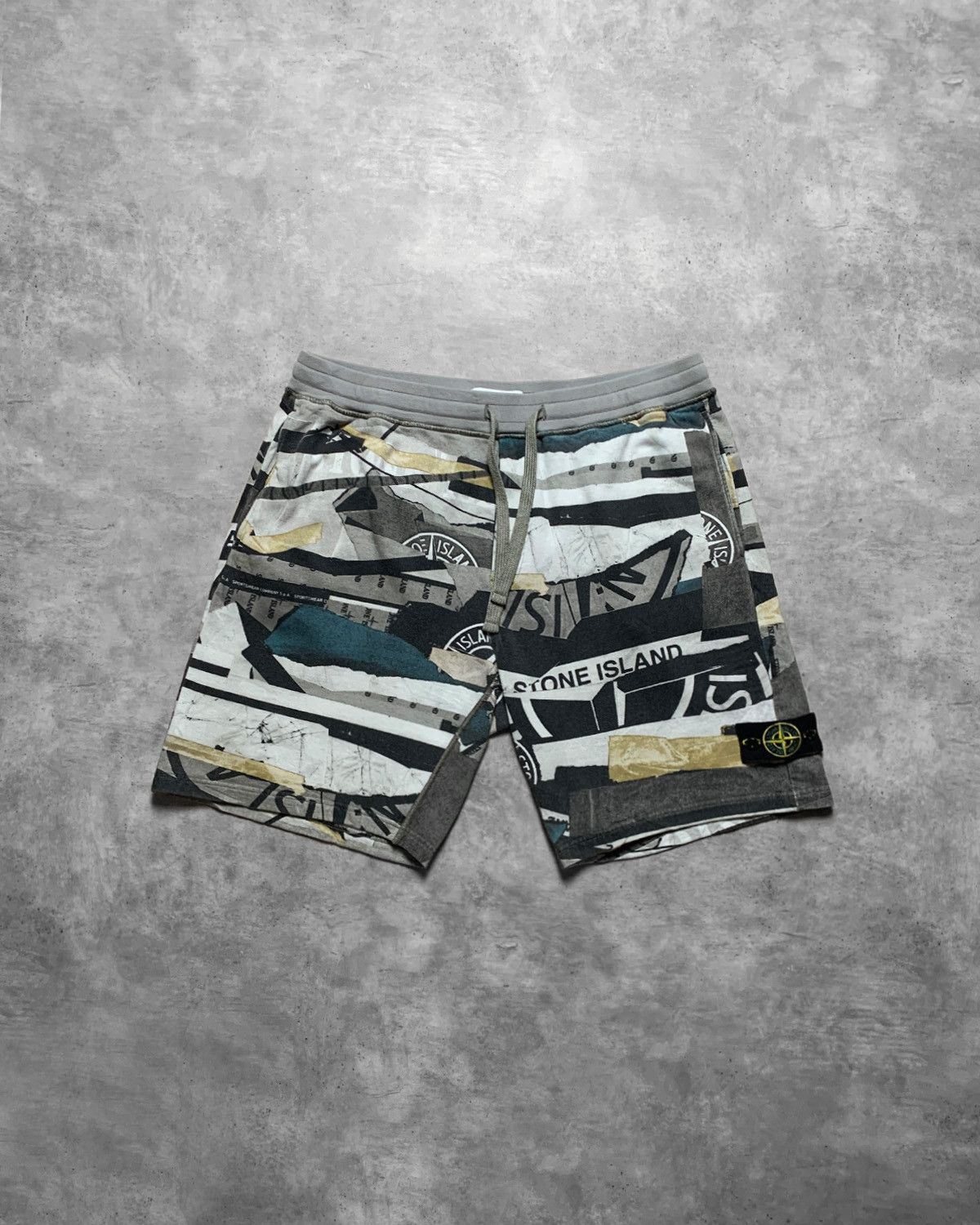 Stone Island Stone Island 2021 Patchwork Shorts - XXL Size US 40 / EU 56 - 1 Thumbnail