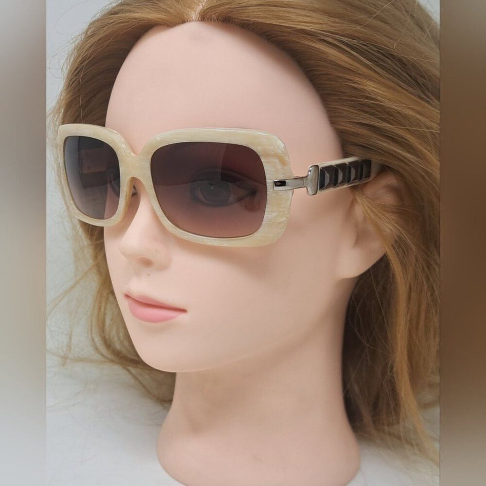 Burberry Burberry Women's Sunglasses Cream Brown Gradient Size ONE SIZE - 3 Thumbnail