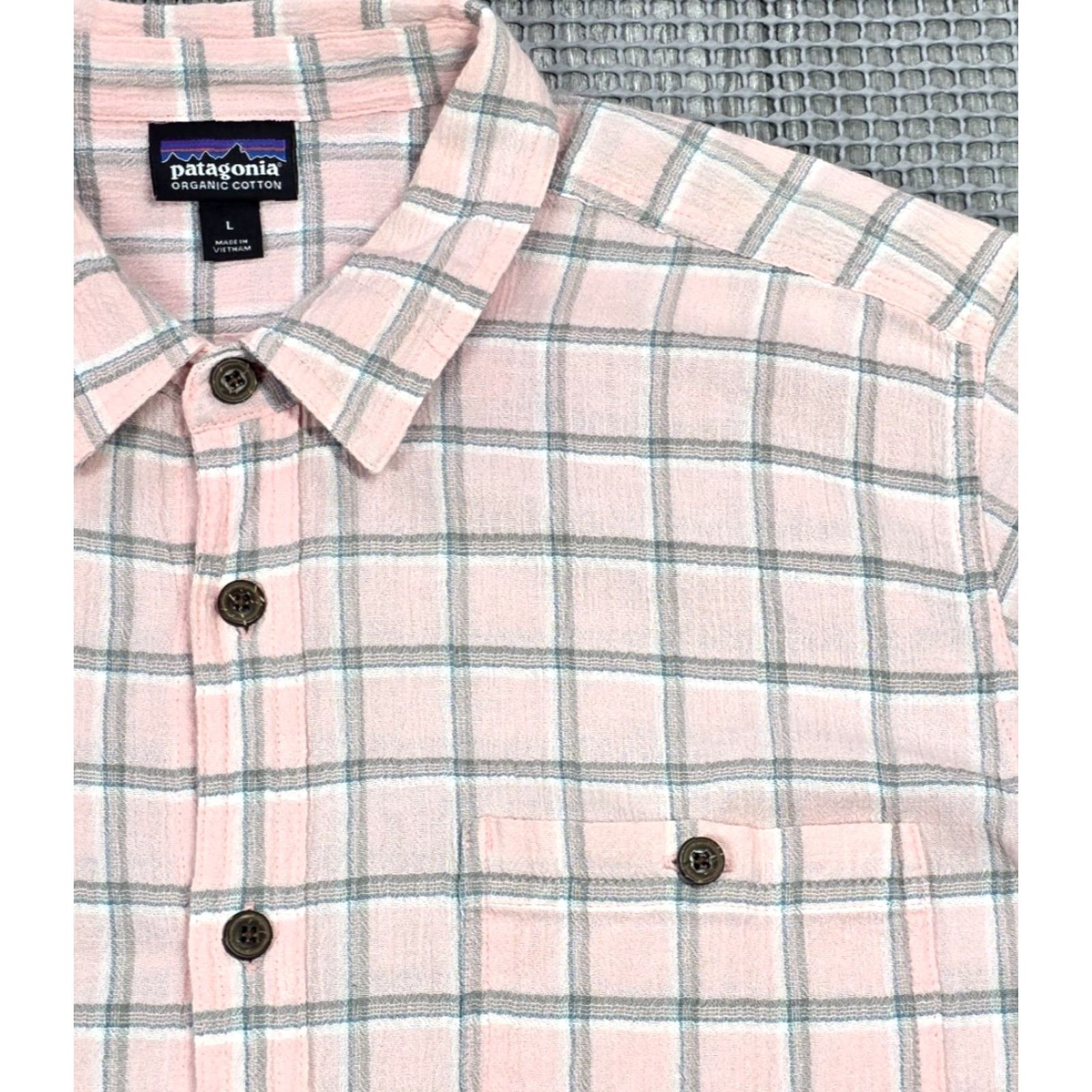 Patagonia Patagonia Shirt Button-Up Short Sleeve A/C Yarn-Dye Plaid Organic Cotton Pink L Mens Size US L / EU 52-54 / 3 - 4 Thumbnail