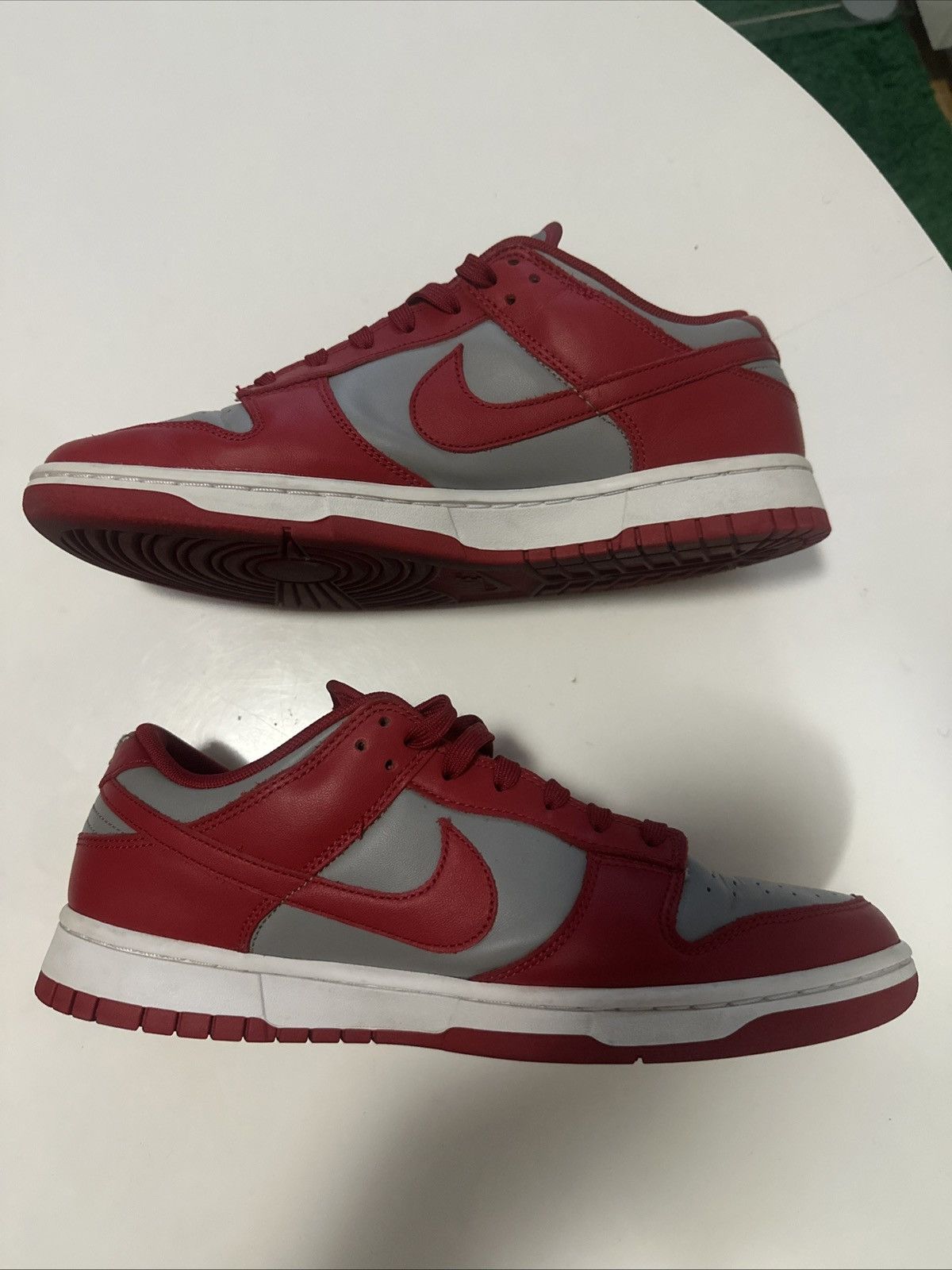 Nike Men Nike Dunk Low Retro Varsity Red Grey UNLV 10 DD1391 002 Size US 10 / EU 43 - 4 Thumbnail