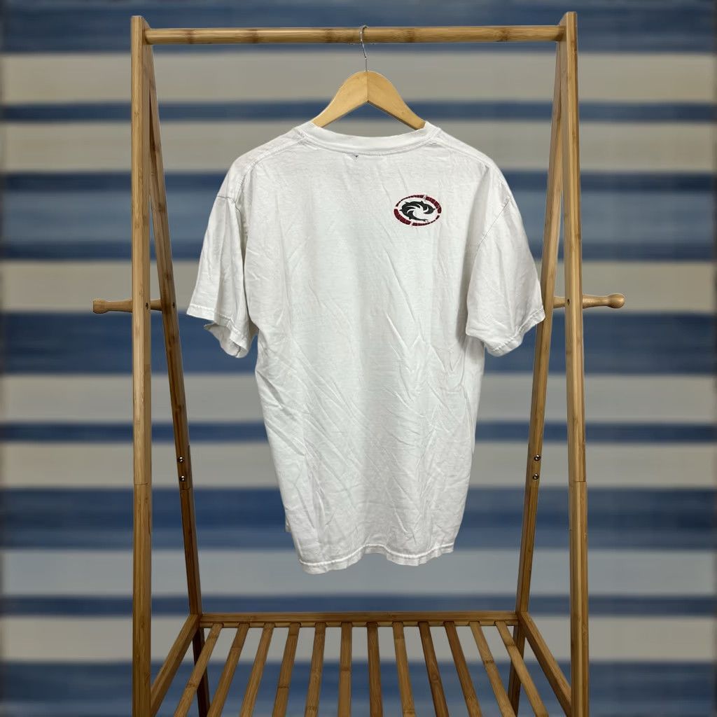 Thrasher WRV VTG Thrashed Distressed Surfboard T-Shirt White L Men Short Sleeve Sizes Wave Riding Vehicles Beach 90s Mens Size US L / EU 52-54 / 3 - 1 Thumbnail