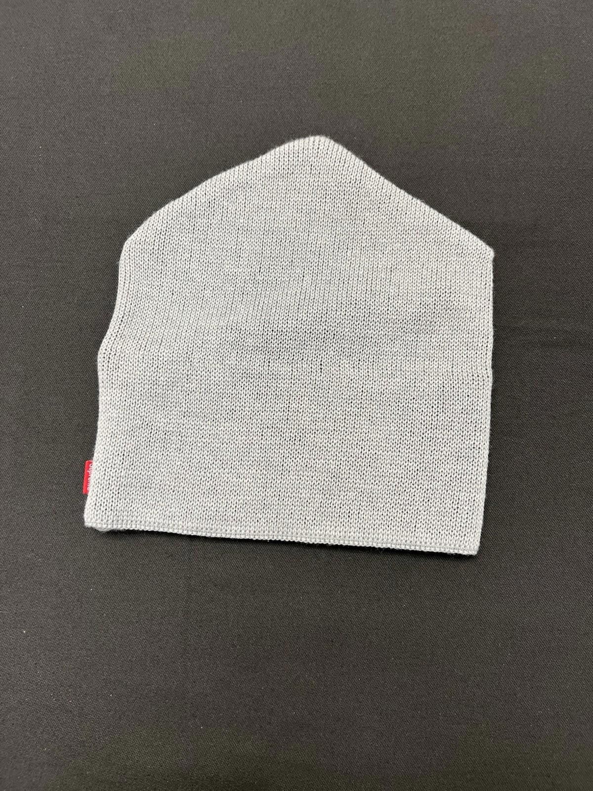 Supreme 2011 SS11 Deadstock Supreme x Playboy Knit Beanie Grey Size ONE SIZE - 4 Thumbnail