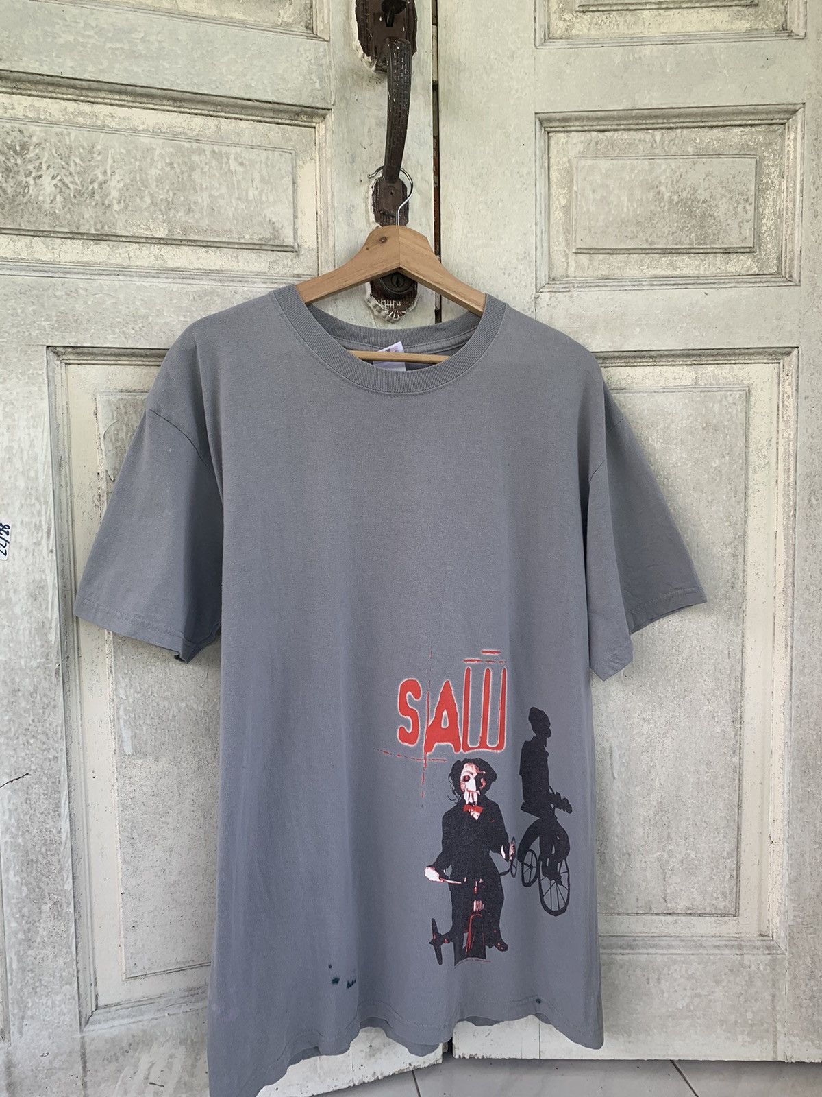 image of Vintage Saw Horror Movie in Grey, Men's (Size Large)