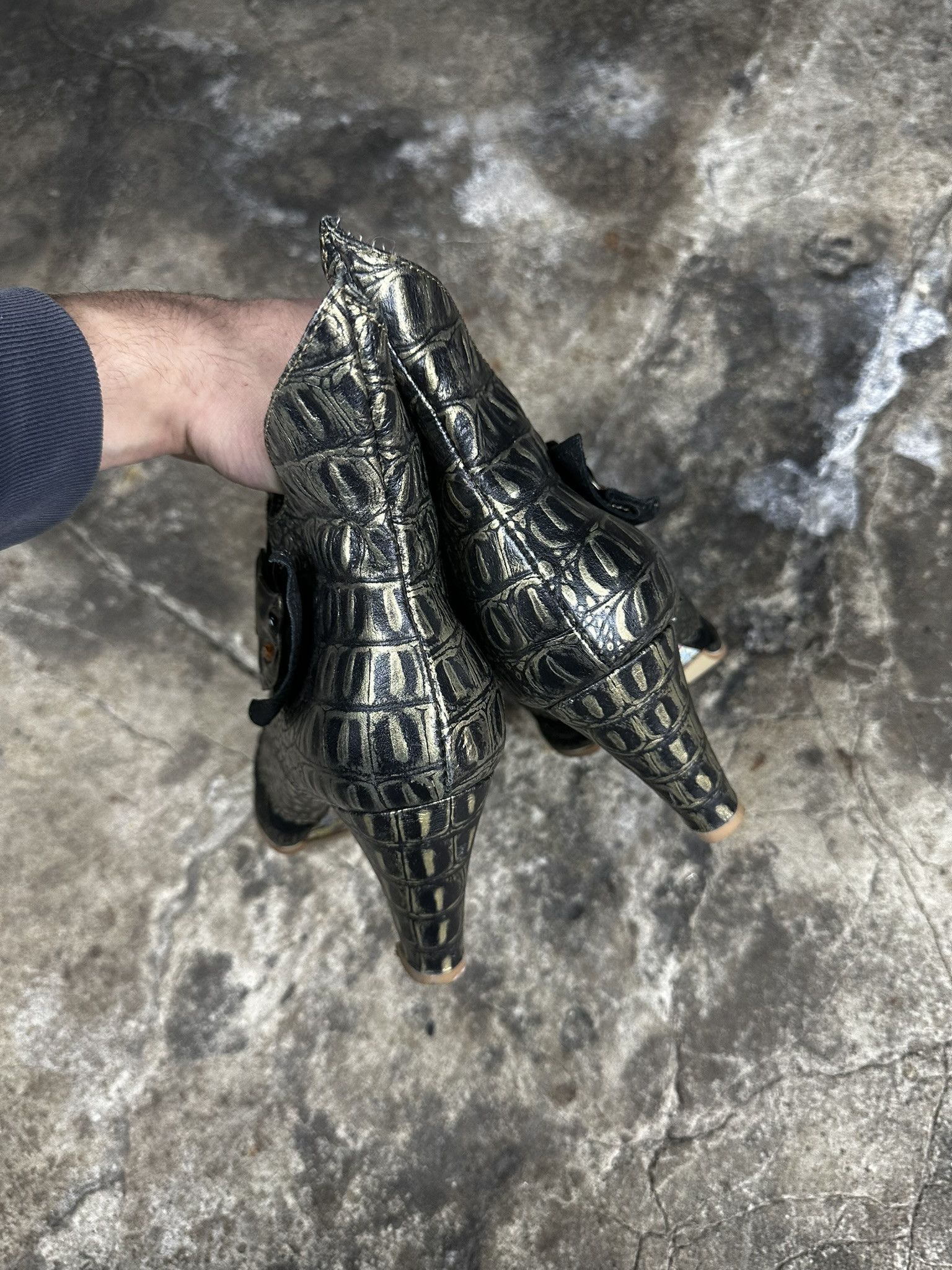 Japanese Brand 2000s Vintage Avant Garde Crocodile Leather Y2k Heel Boots Size US 9 / IT 39 - 5 Thumbnail