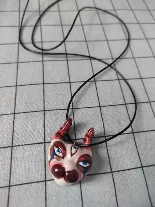 Designer × Vintage Handmade Three-eyed croissant cat pendant Size ONE SIZE - 1 Thumbnail