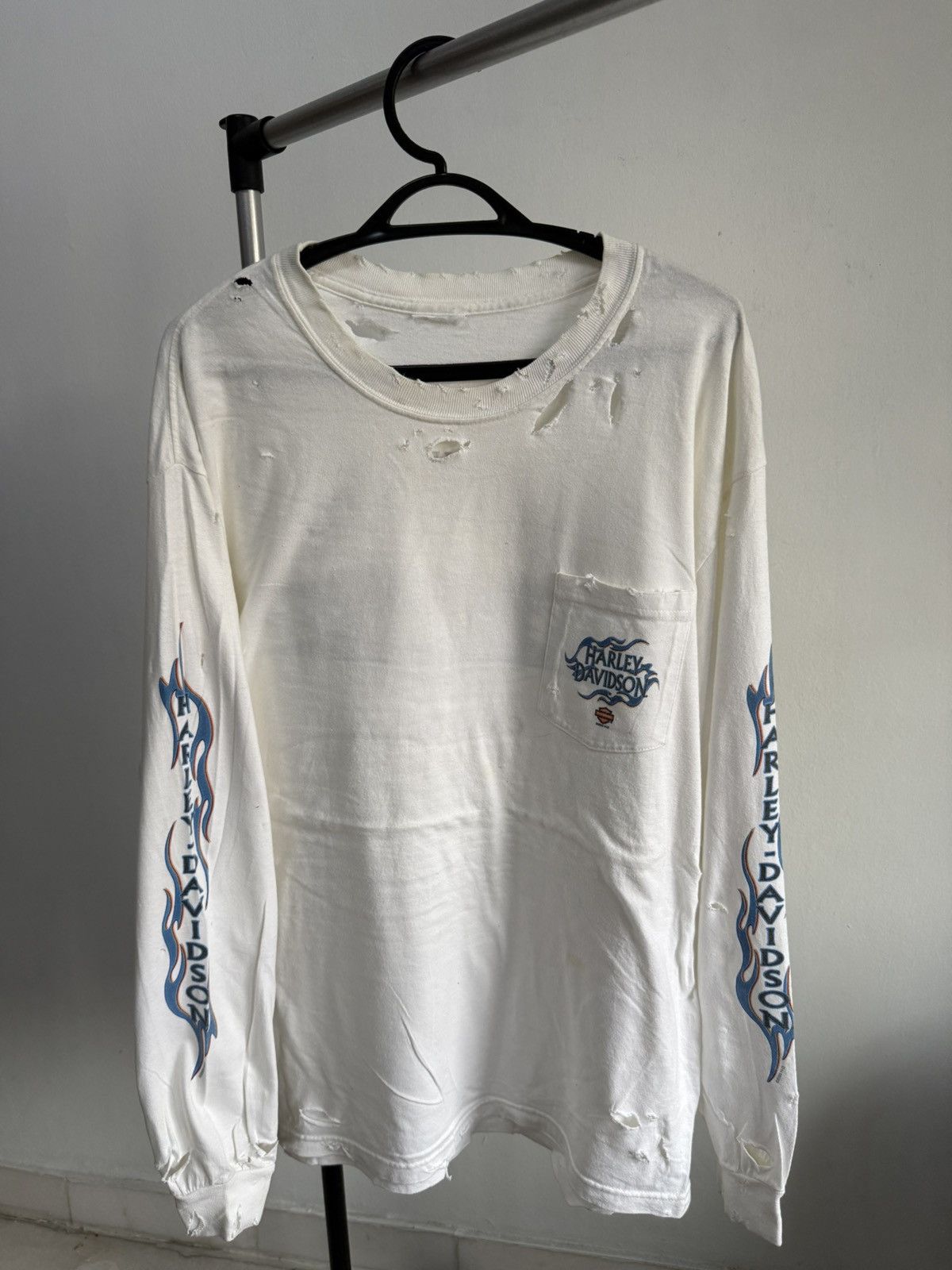 Vintage Vintage 2005 Harley Davidson Blue flame distressed shirt Size US M / EU 48-50 / 2 - 1 Thumbnail