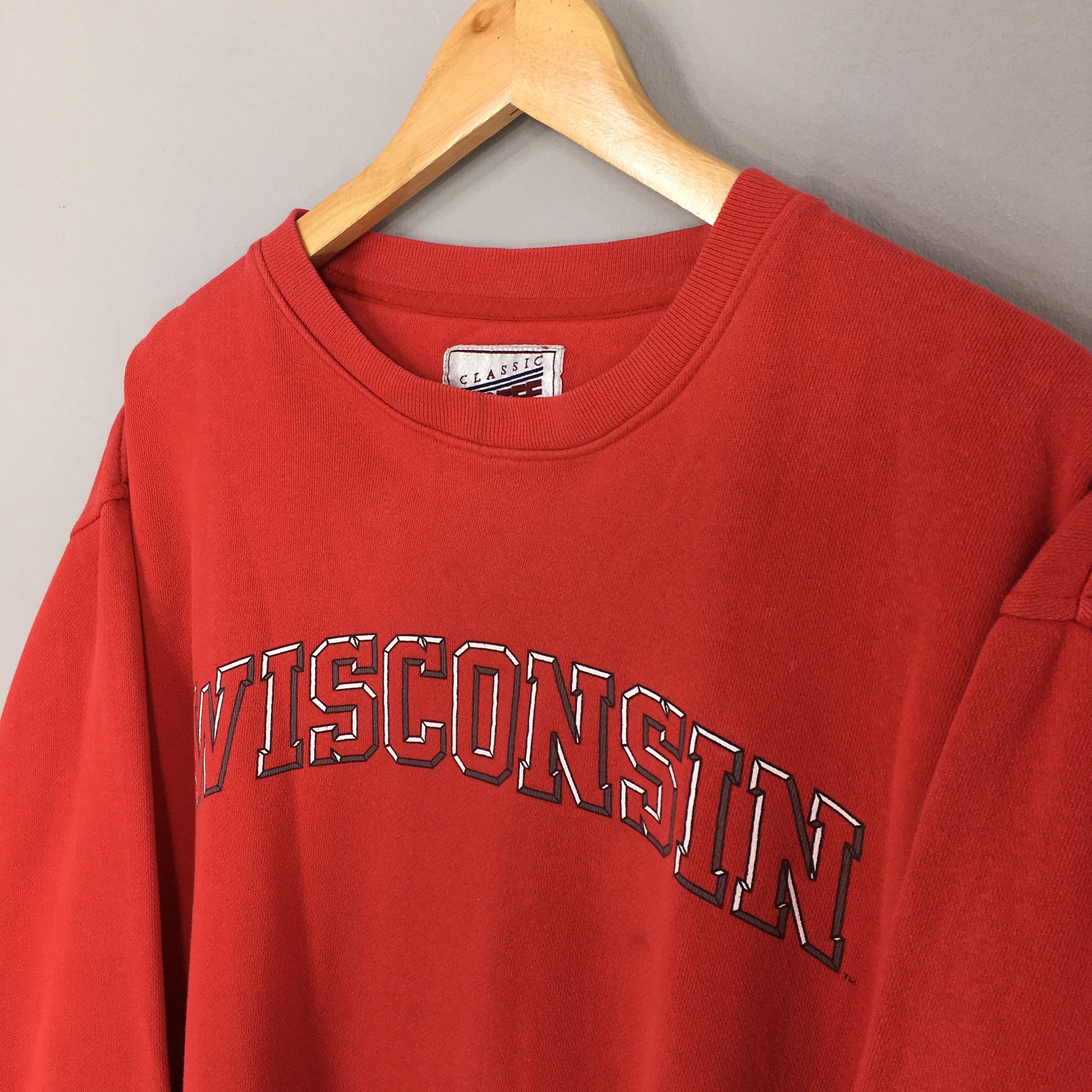 Vintage Vintage Wisconsin State Usa Red Sweater XLarge Size US XL / EU 56 / 4 - 4 Thumbnail