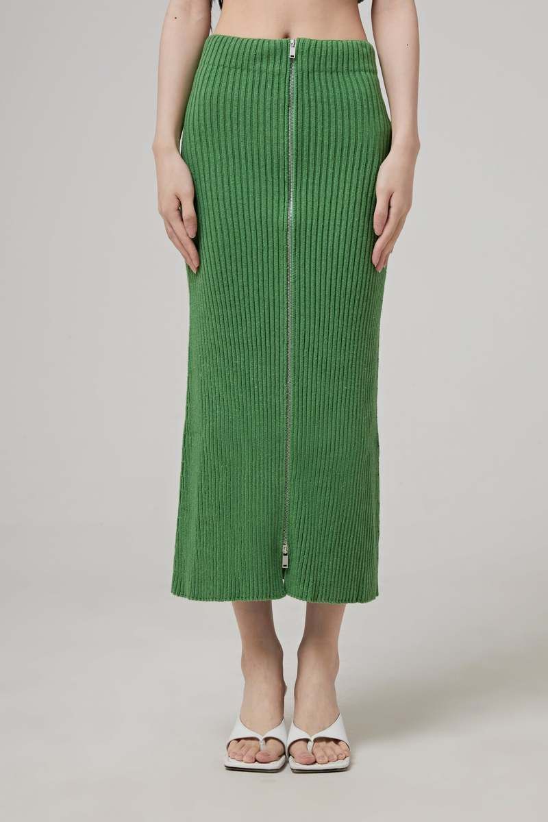 o1y1025 Maxi Skirt in Green