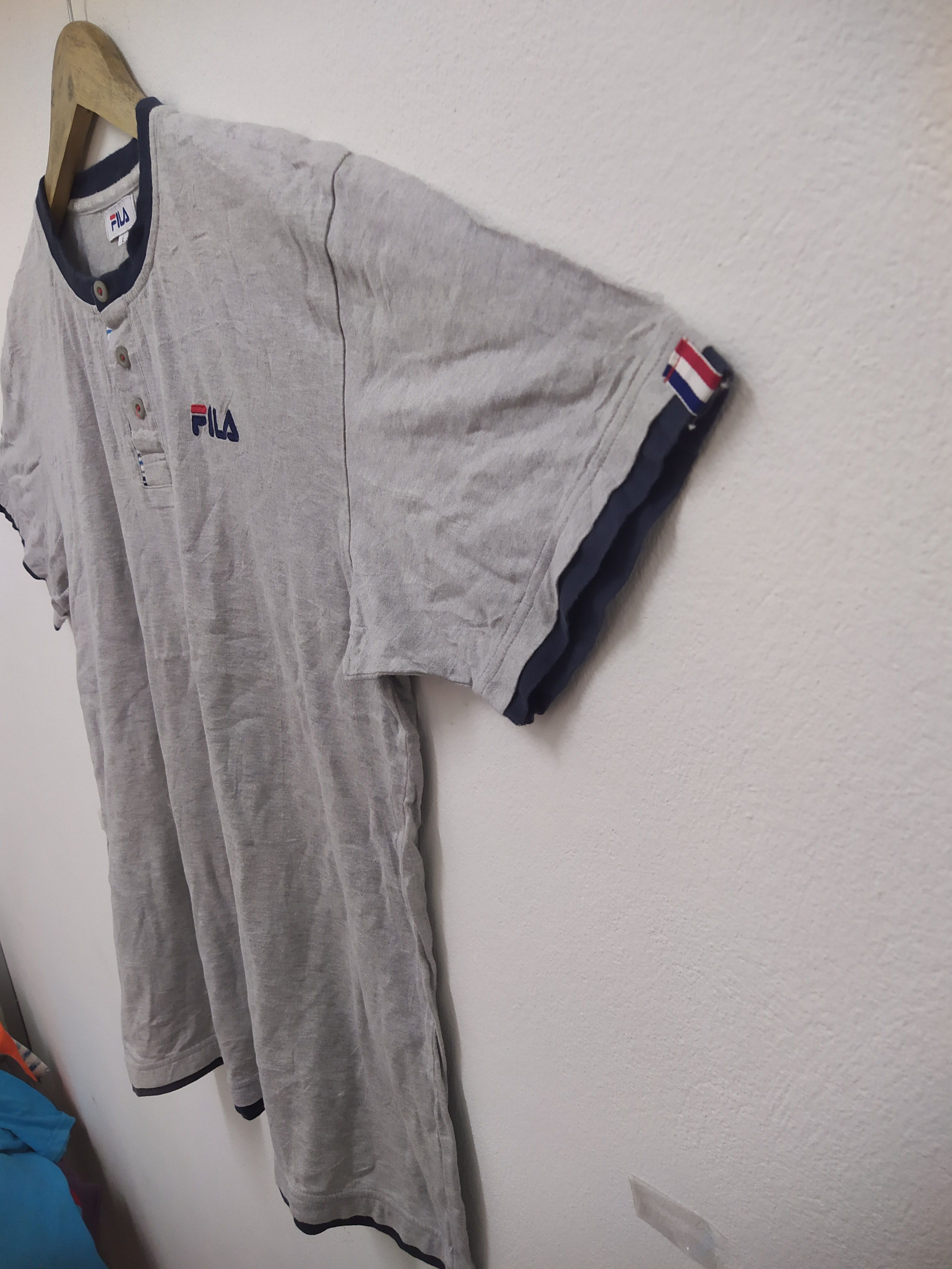 Fila Fila Simple Spell out vintgae Button up Size US L / EU 52-54 / 3 - 4 Thumbnail