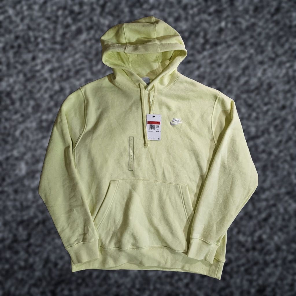Nike VINTAGE Nike Sportswear Signature Pullover Hooded Sweatshirt Mens Size Large Yellow Size US L / EU 52-54 / 3 - 1 Thumbnail